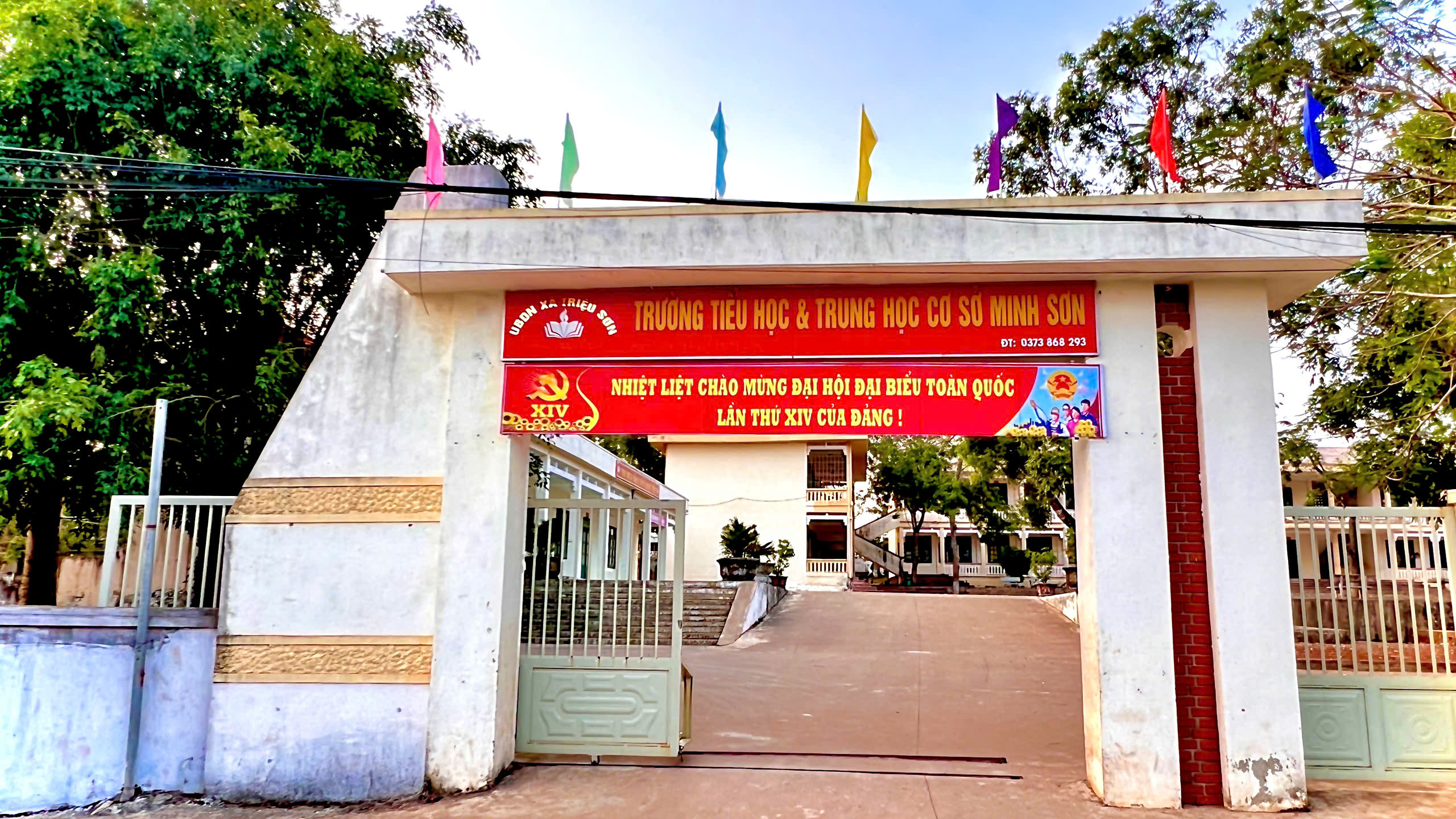 Anh-tin-bai