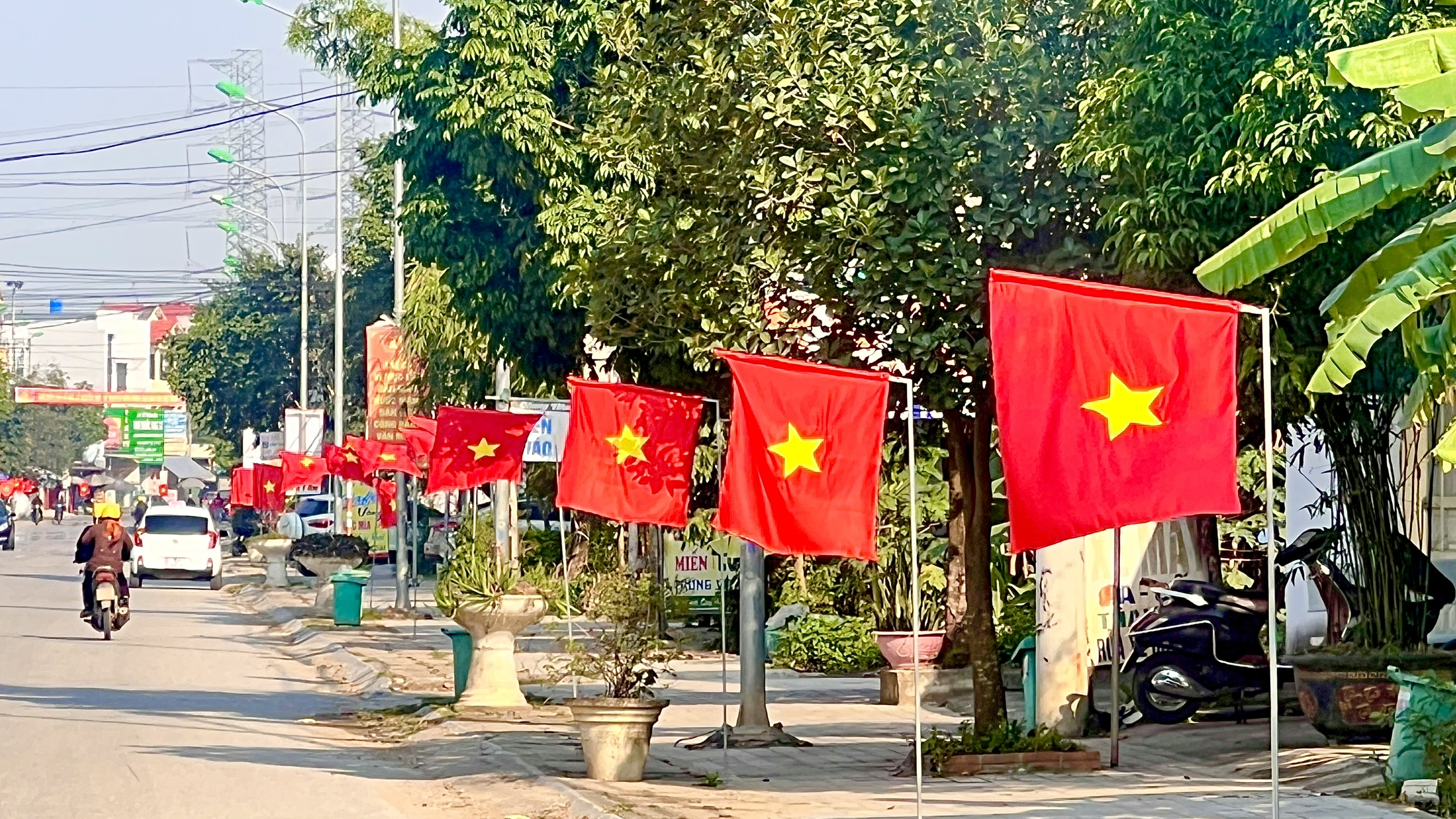 Anh-tin-bai