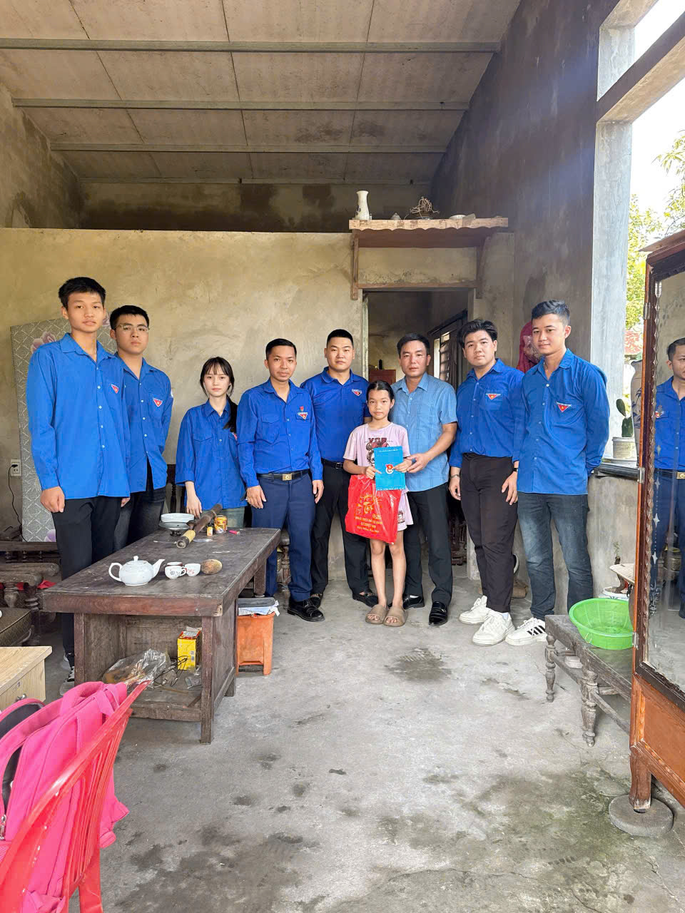 Anh-tin-bai