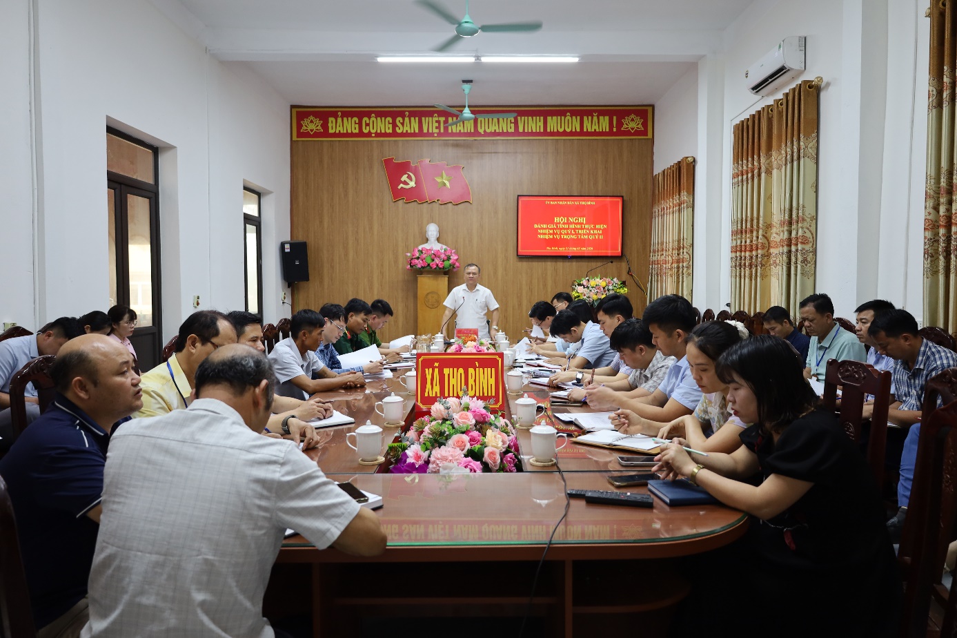 XÃ THỌ BÌNH TỔ CHỨC HỘI NGHỊ ĐÁNH GIÁ TÌNH HÌNH THỰC HIỆN NHIỆM VỤ QUÝ I, TRIỂN KHAI NHIỆM VỤ TRỌNG TÂM QUÝ II.