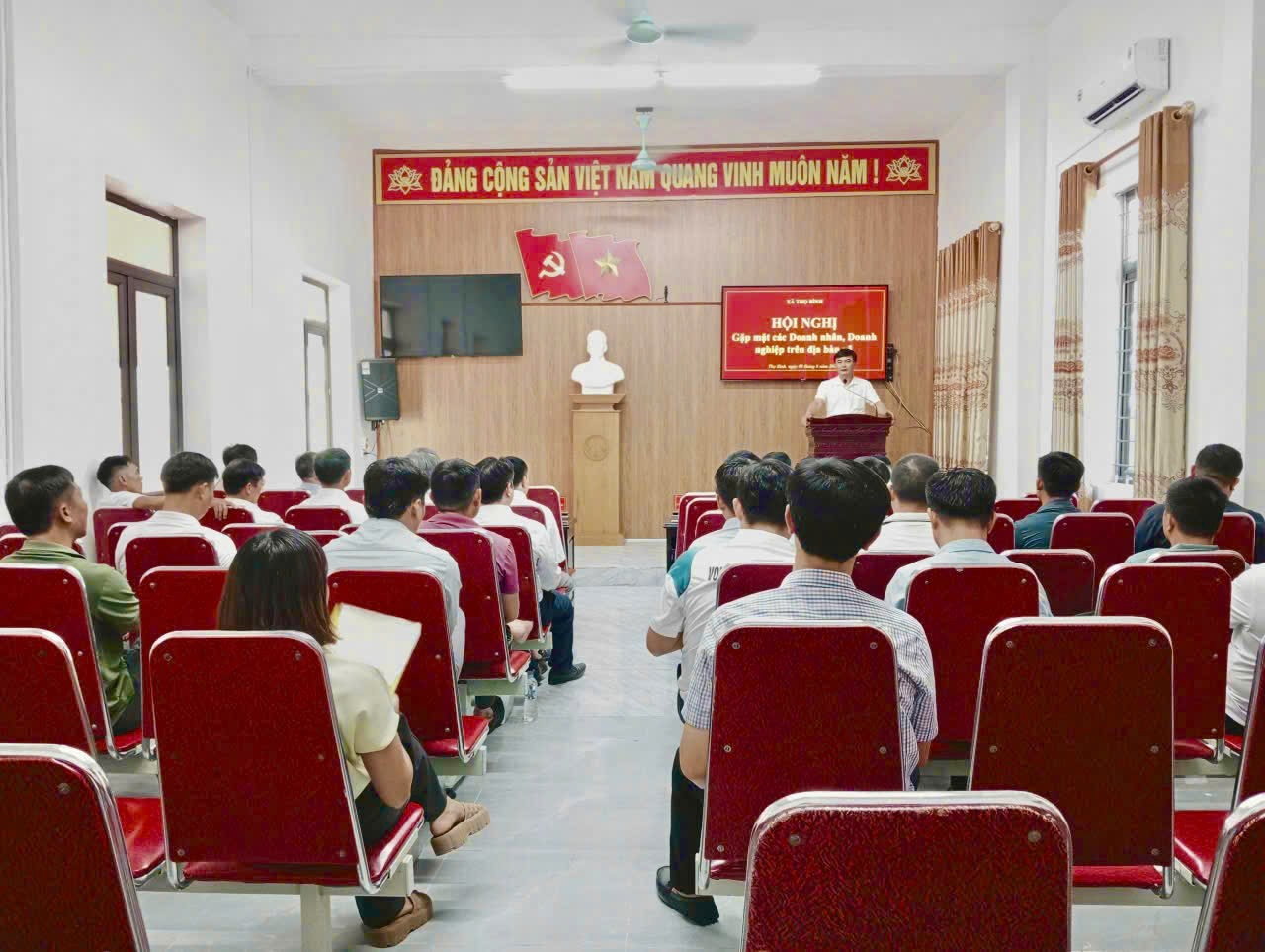 XÃ THỌ BÌNH TỔ CHỨC GẶP MẶT CÁC DANH NHÂN, DOANH NGHIỆP TIÊU BIỂU – THẮT CHẶT TÌNH ĐOÀN KẾT, CHUNG TAY XÂY DỰNG QUÊ HƯƠNG