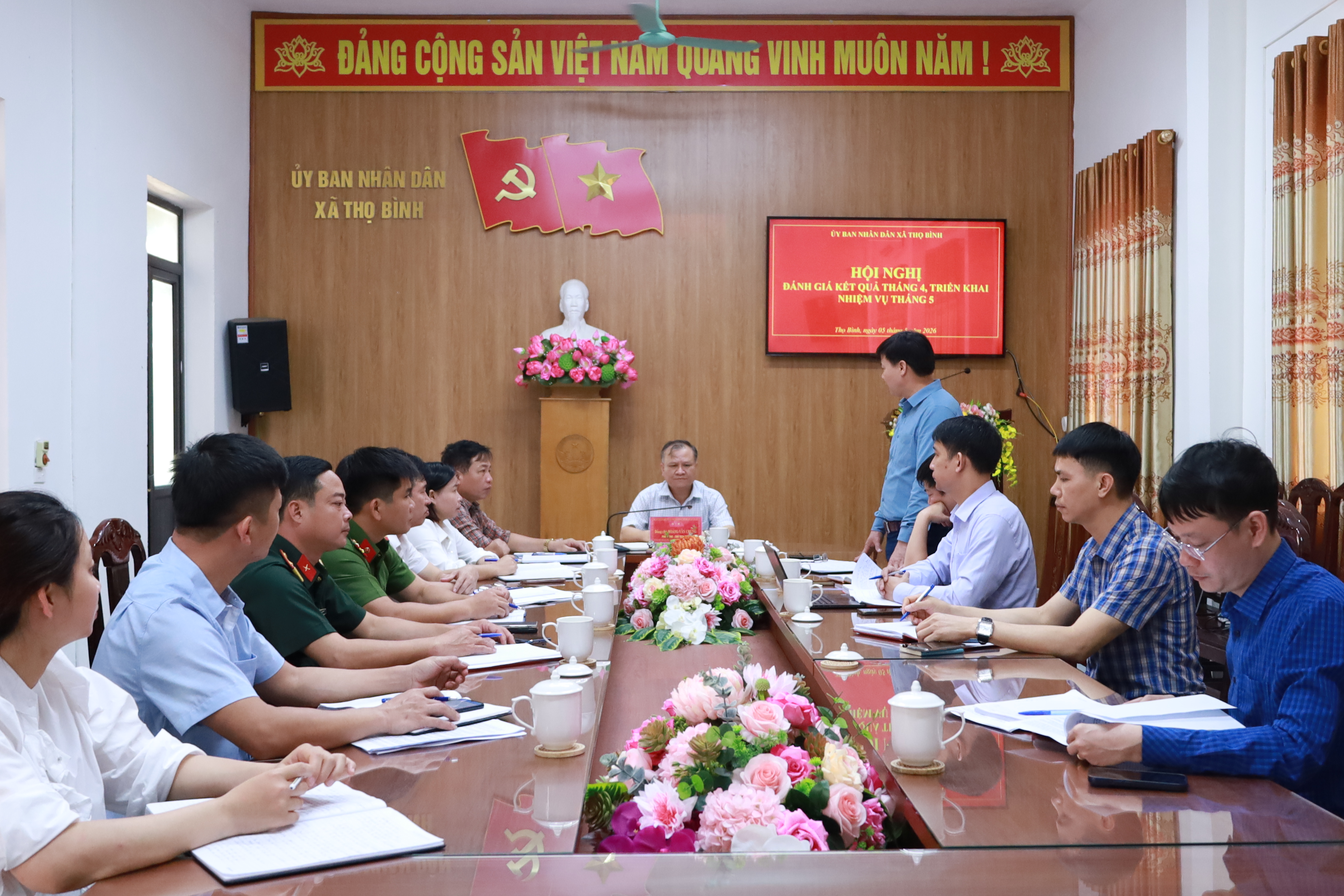 UBND xã Thọ Bình tổ chức hội nghị đánh giá kết quả thực hiện nhiệm vụ tháng 4, triển khai nhiệm vụ tháng 5 năm 2026
