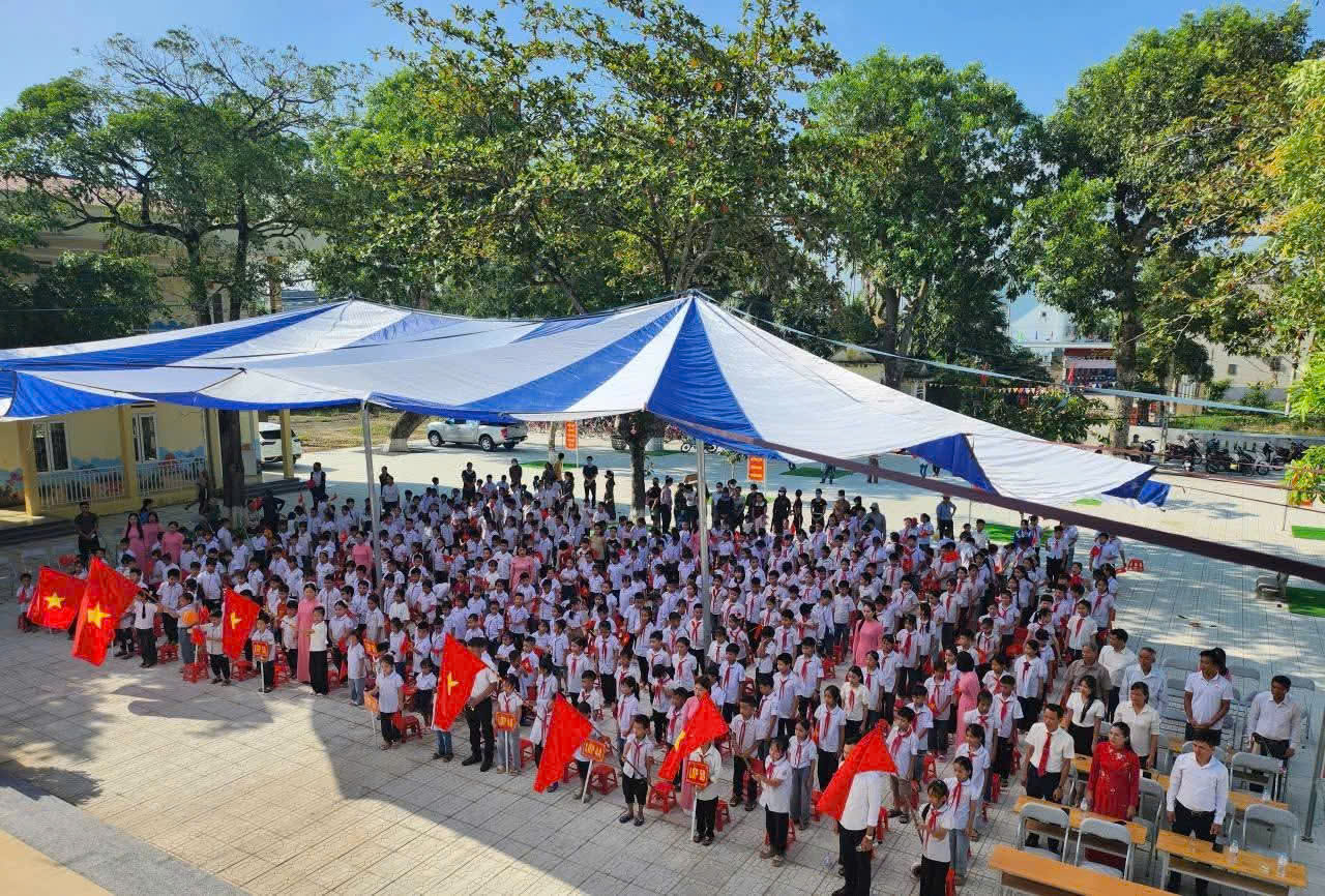 Thông báo của UBND xã Thọ Phú về việc tuyển lao động hợp đồng làm giáo viên  tại các trường công lập trên địa bàn xã Thọ Phú năm học 2025 -2026