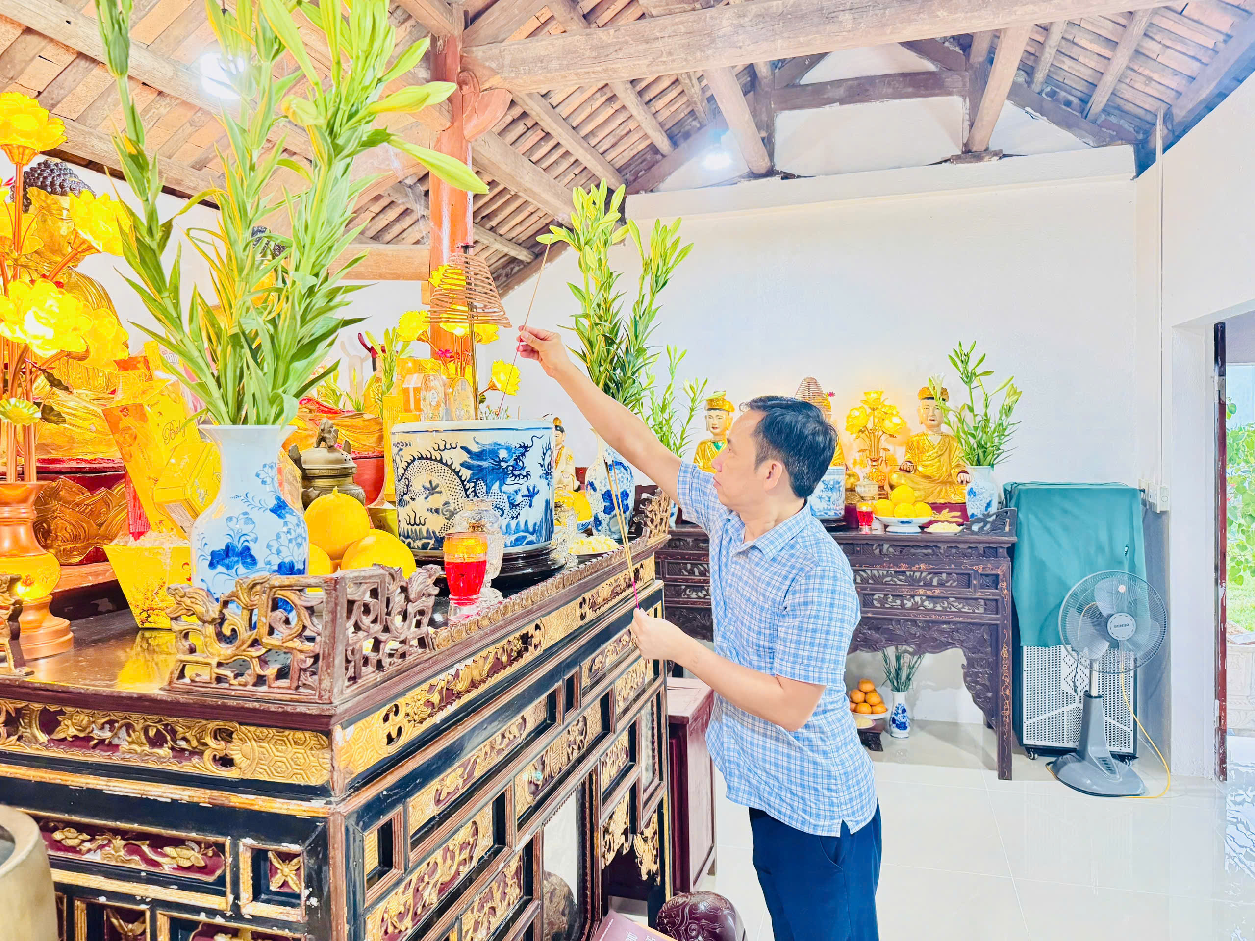 Anh-tin-bai