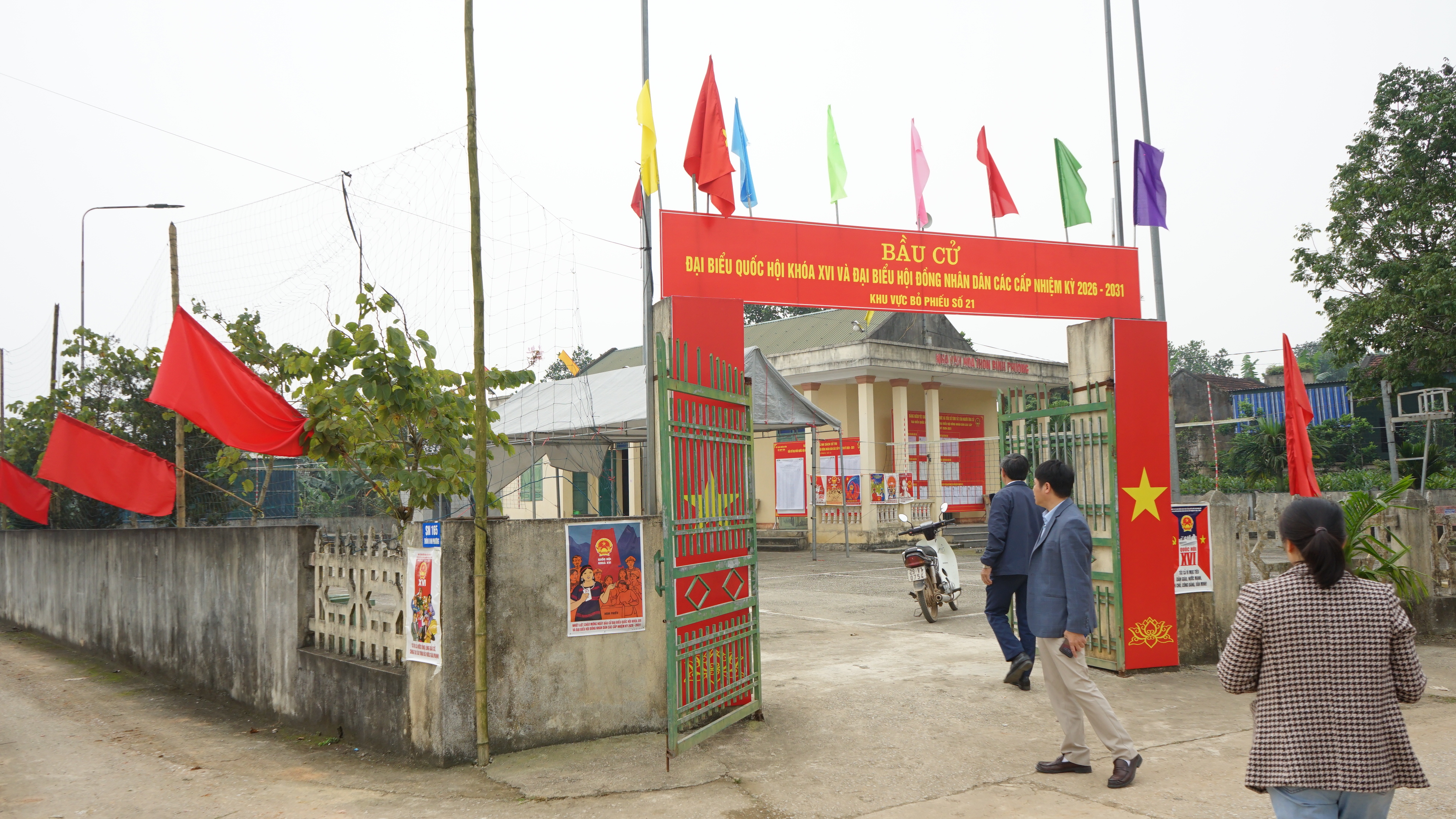 Anh-tin-bai