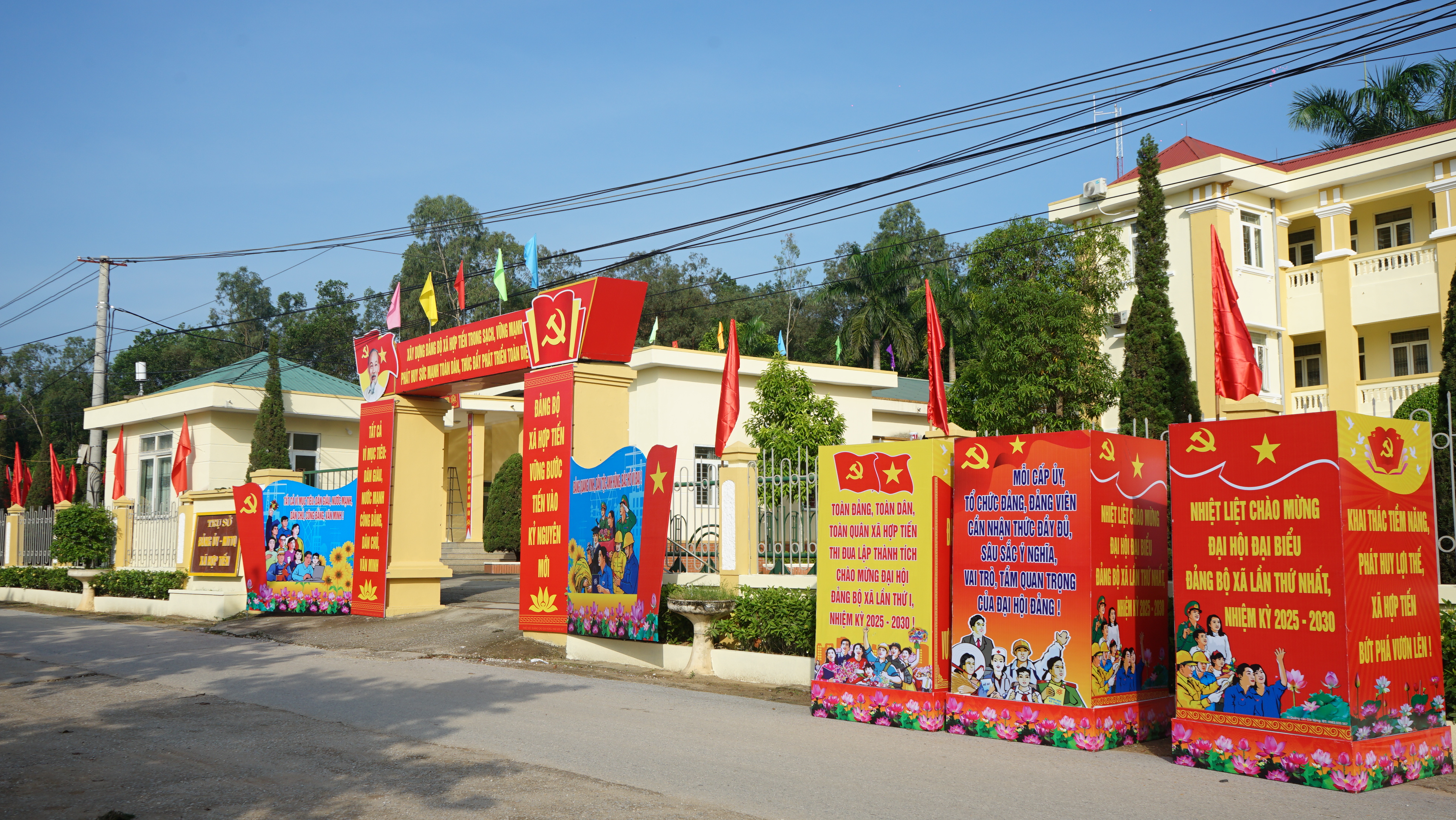 Anh-tin-bai