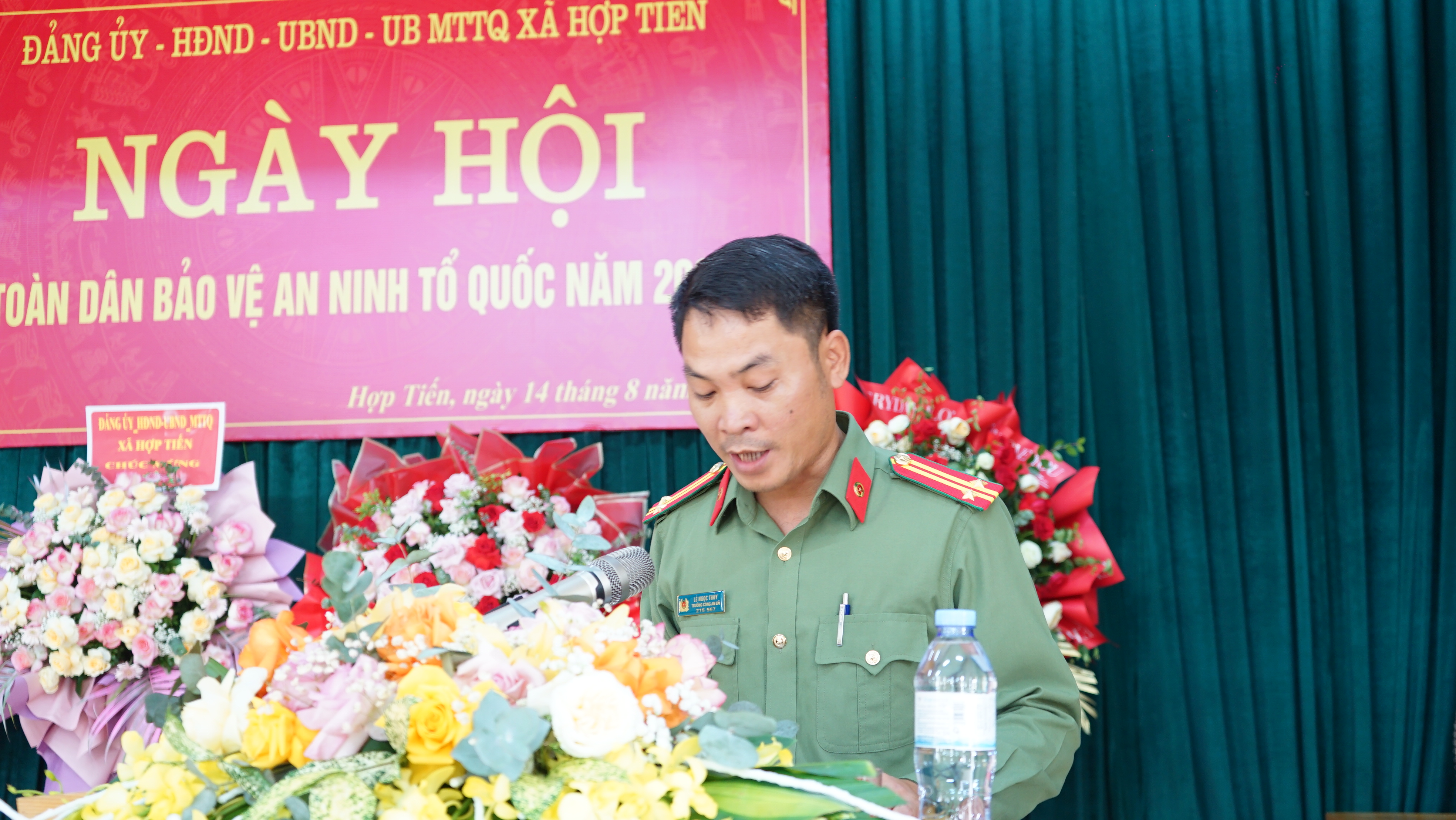 Anh-tin-bai