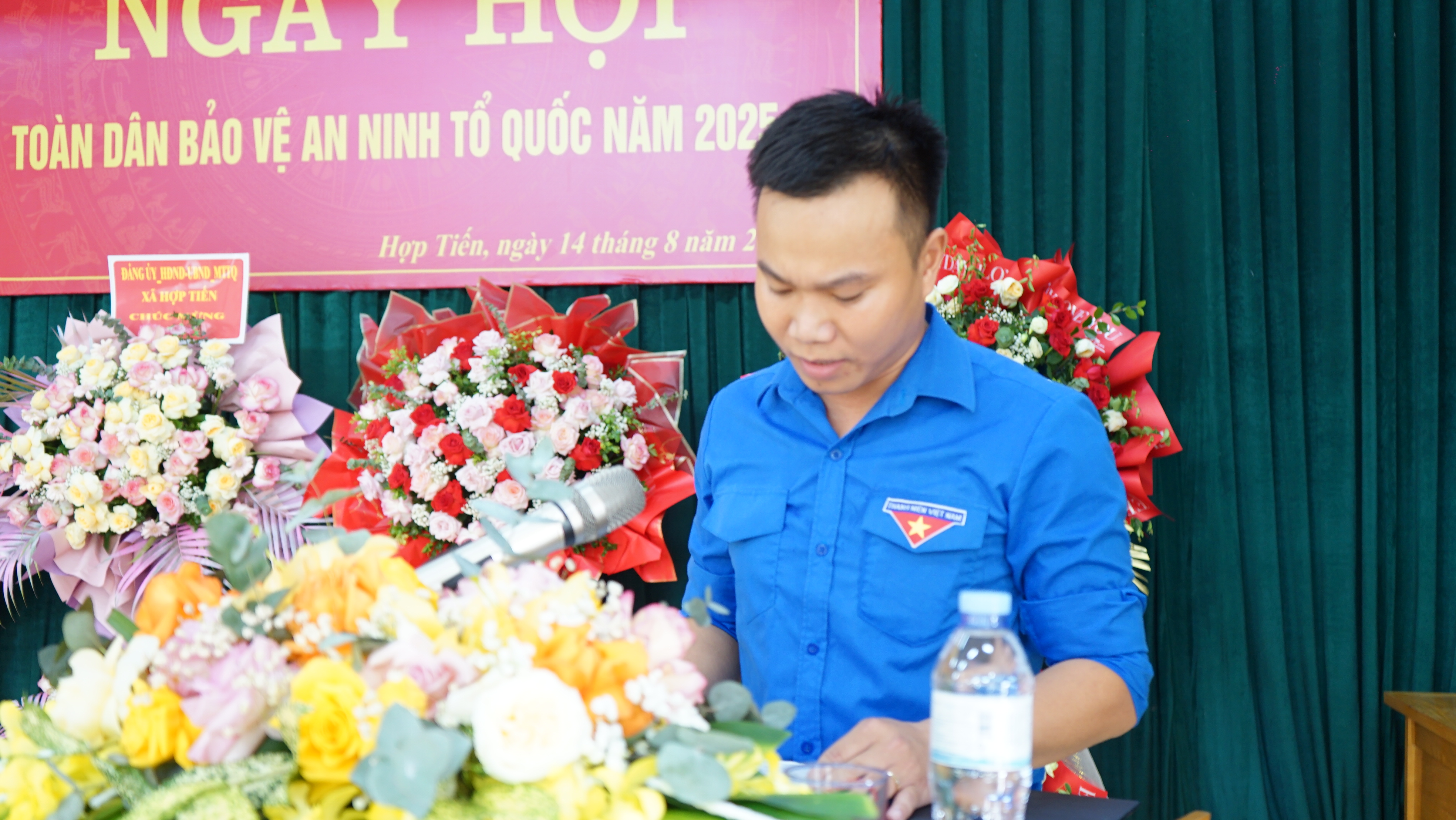 Anh-tin-bai