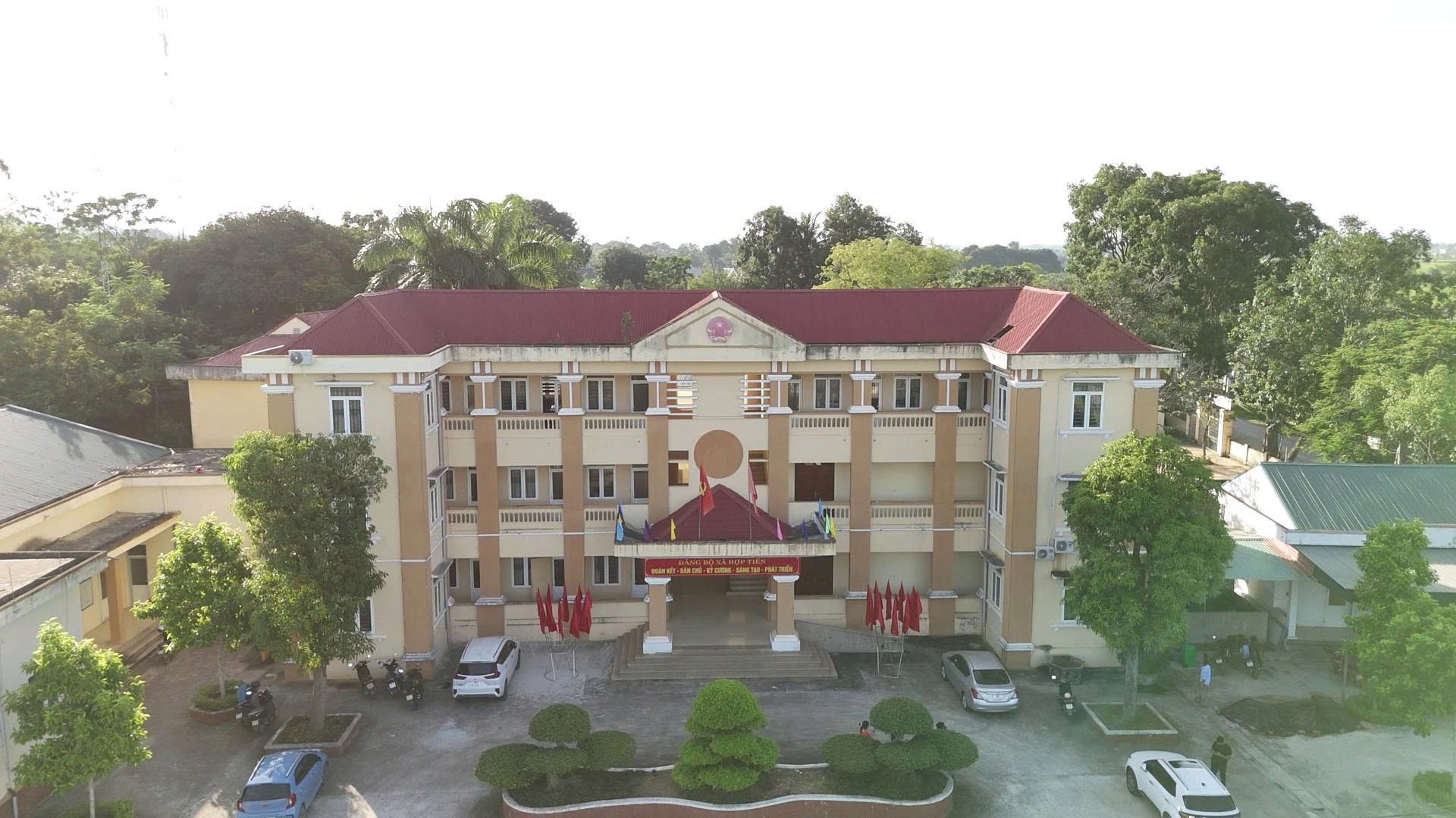Anh-tin-bai