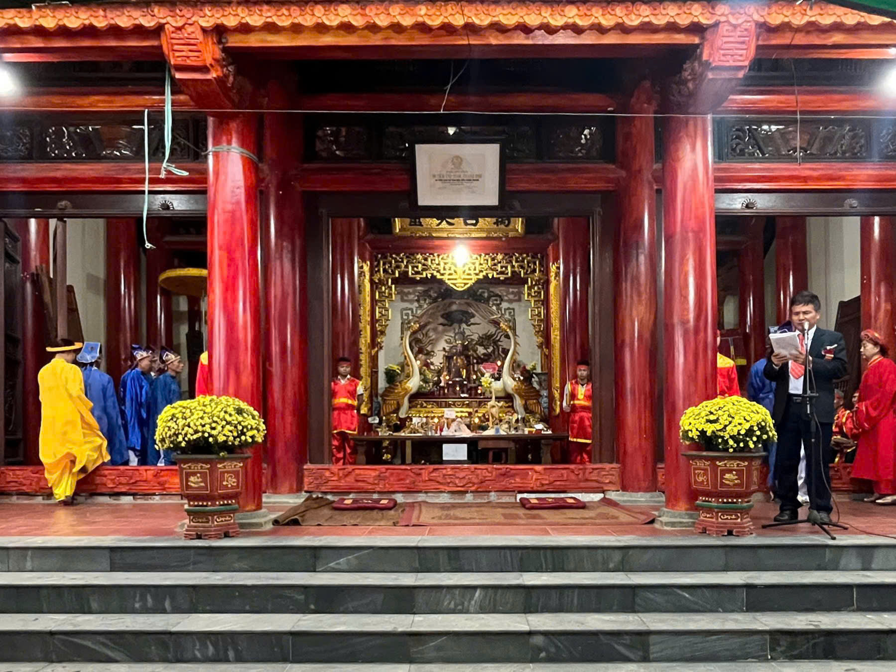 Anh-tin-bai