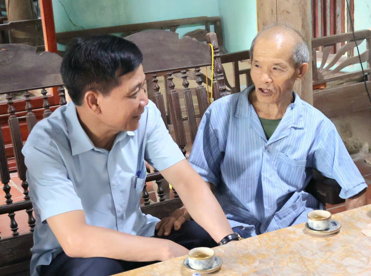 Anh-tin-bai