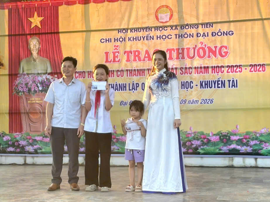 Hội Khuyến học các thôn Phúc Vinh, Đại Đồng, Lộc Nham tổ chức trao thưởng cho học sinh có thành tích xuất sắc năm học 2025-2026