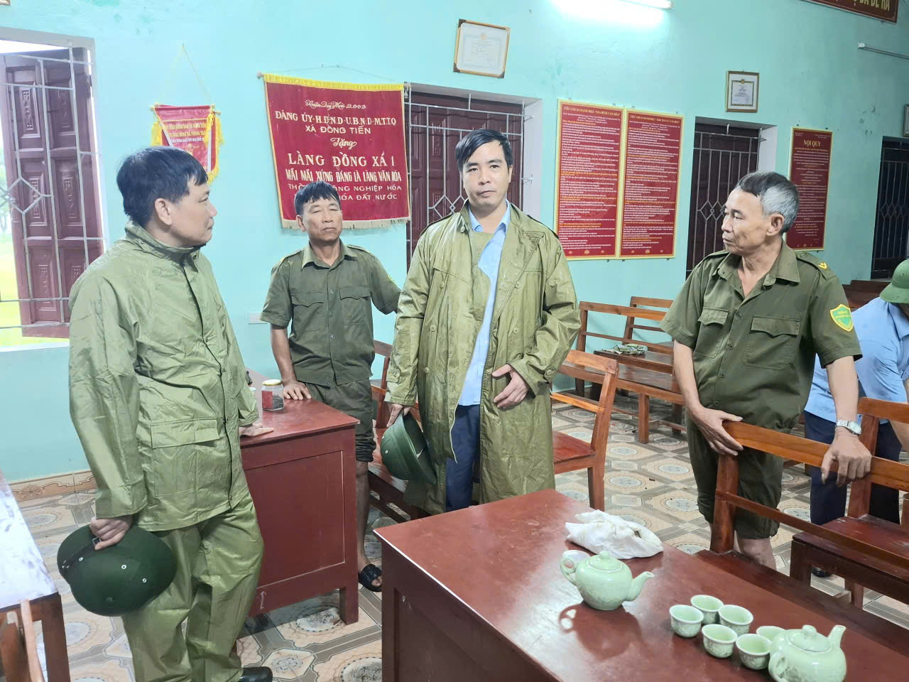 Anh-tin-bai