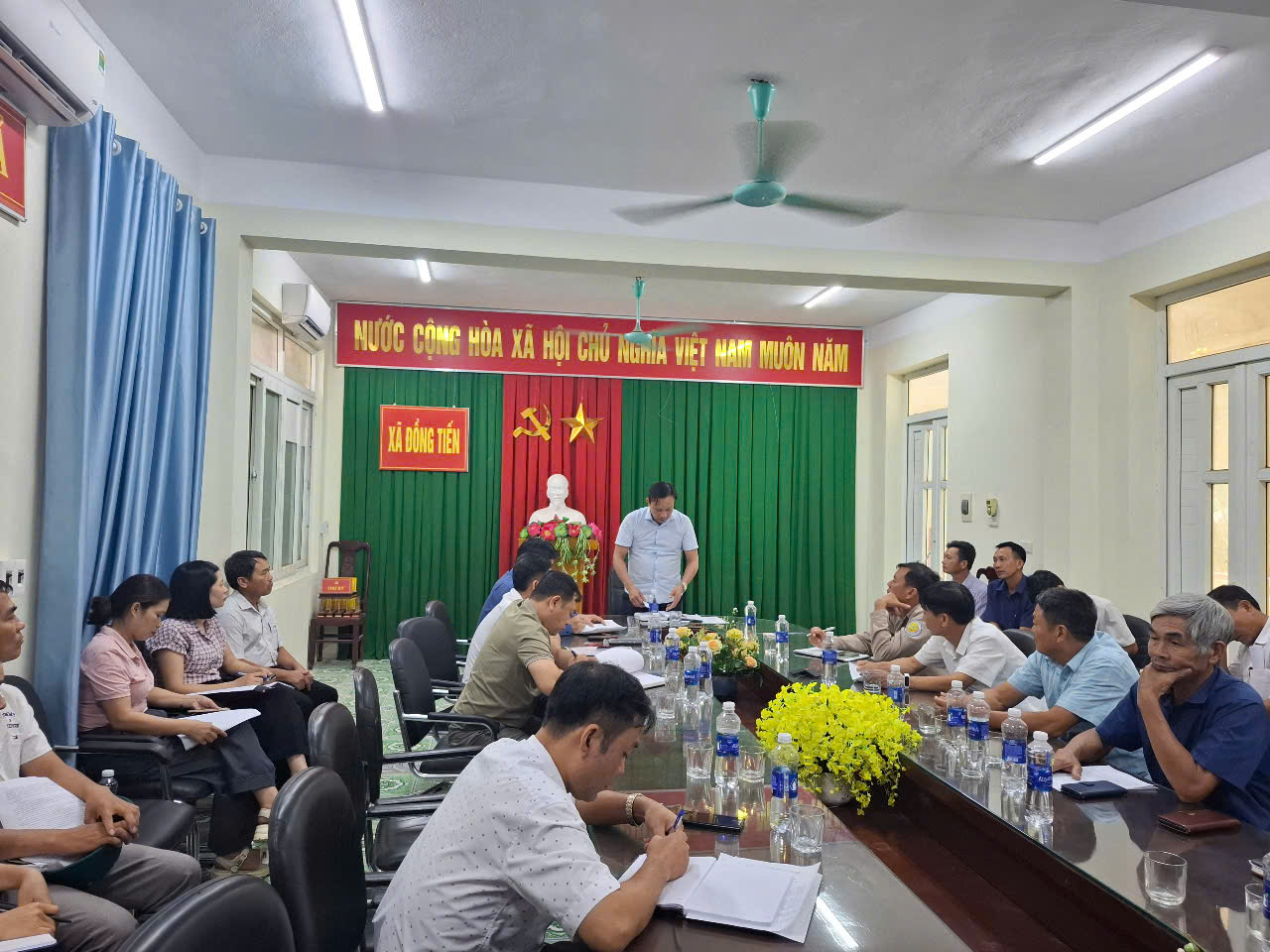 Anh-tin-bai