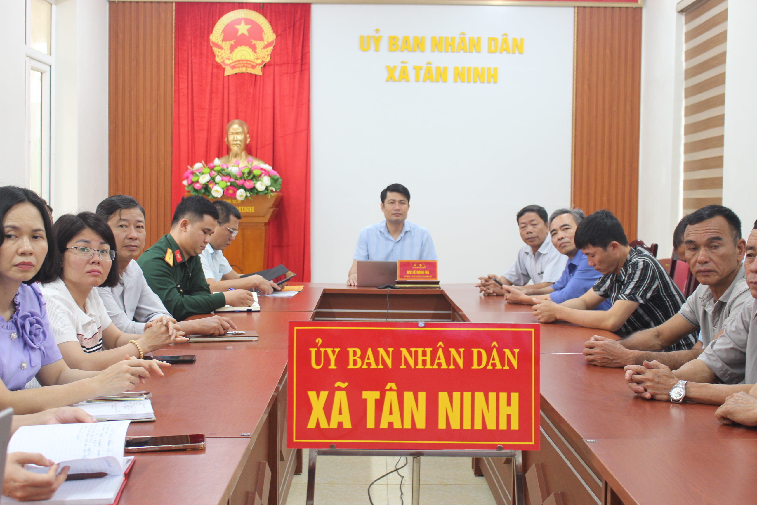 Xã Tân Ninh tham dự tập huấn khai thác, sử dụng hệ thống Trung tâm giám sát, điều hành thông minh Thanh Hóa