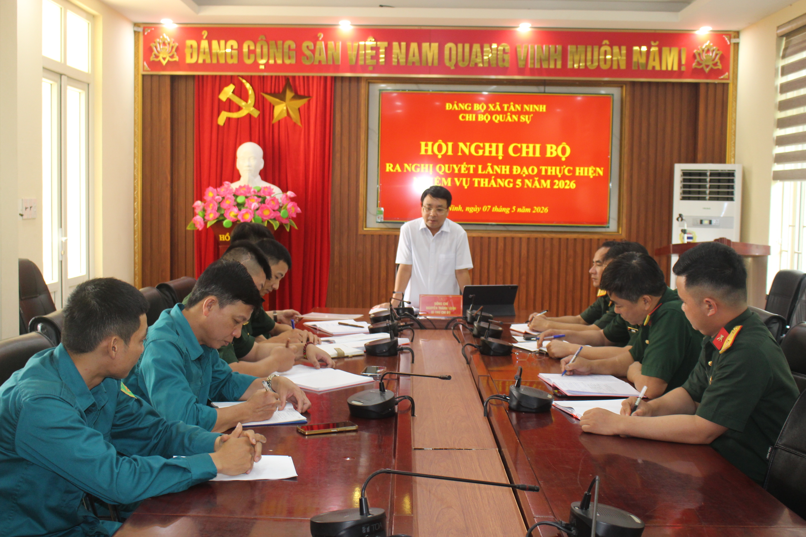 Anh-tin-bai