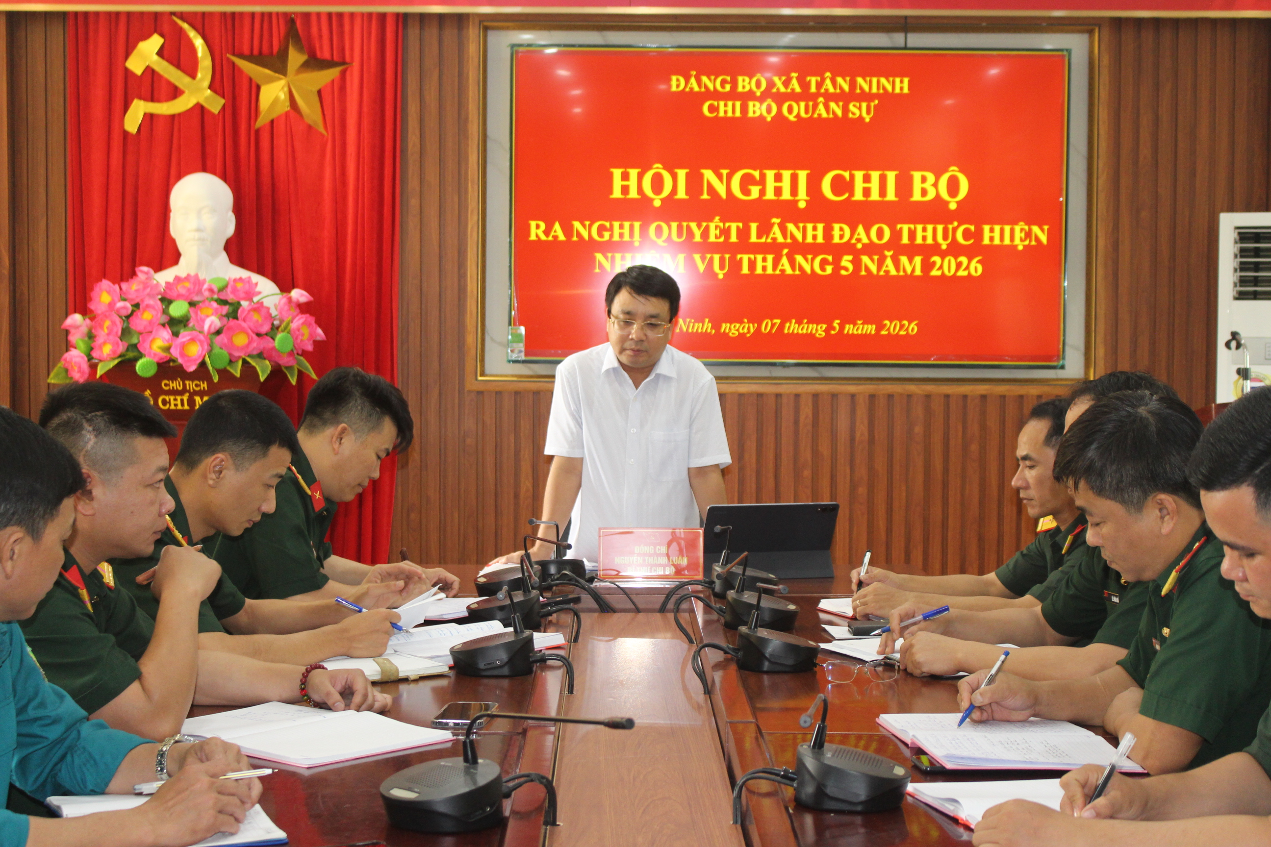 Anh-tin-bai