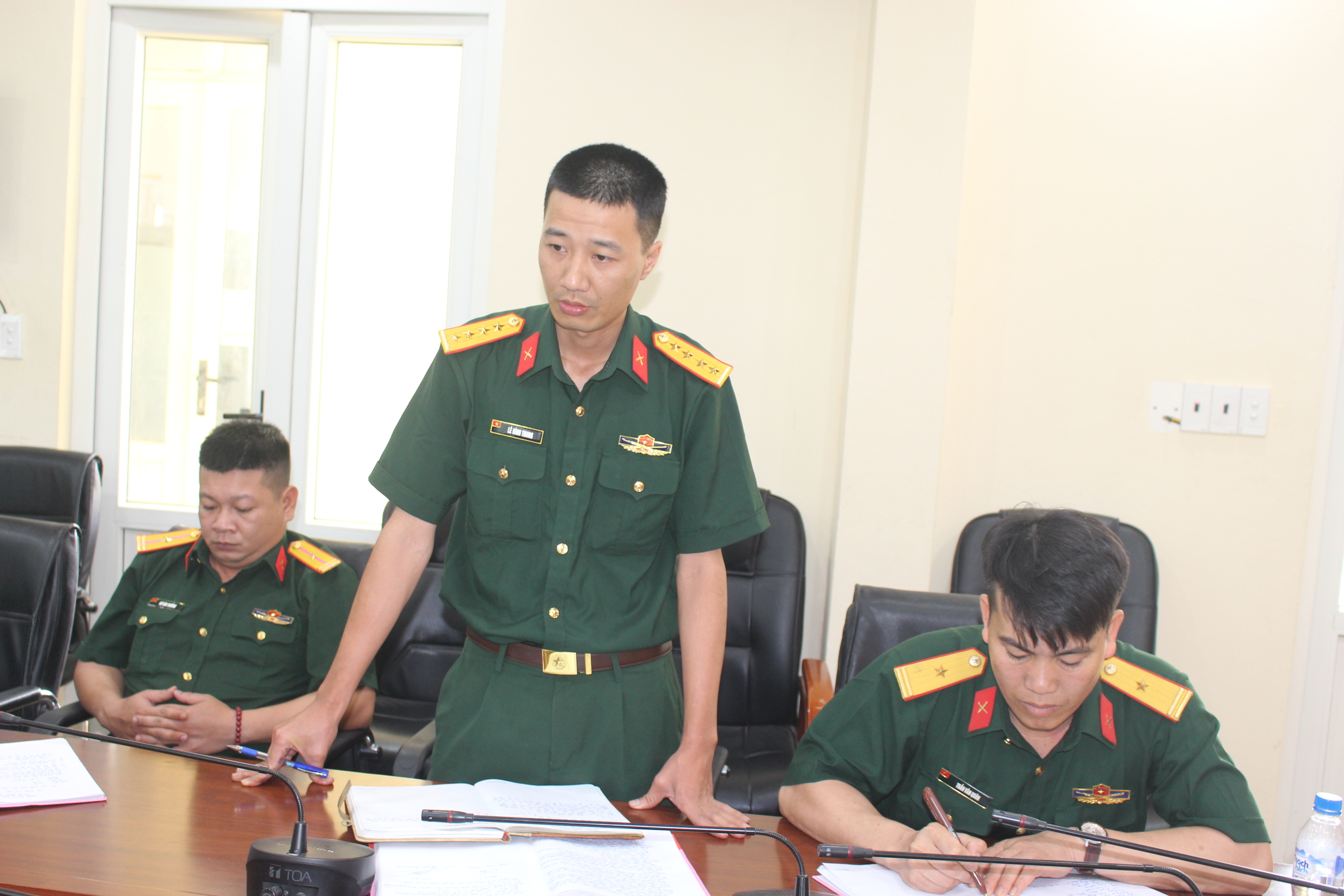 Anh-tin-bai
