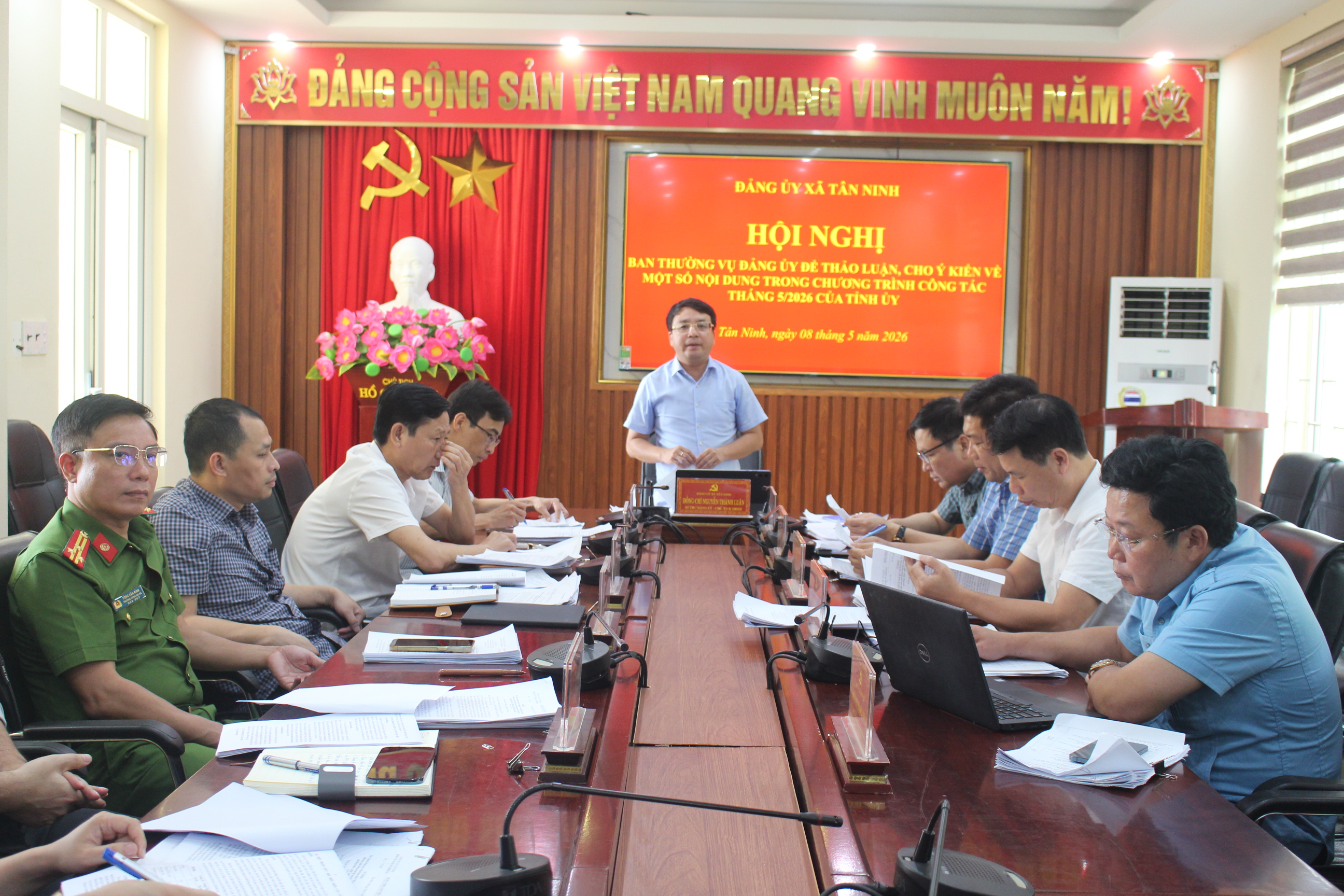 Anh-tin-bai
