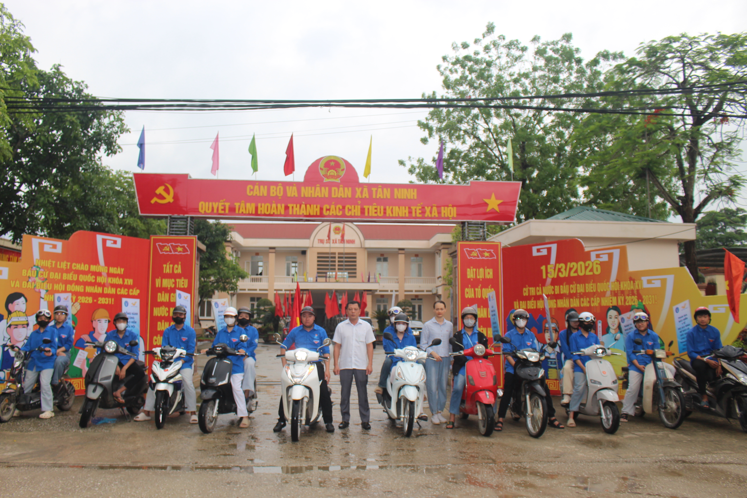 Xã Tân Ninh ra quân hưởng ứng Tháng vận động triển khai BHXH toàn dân và truyền thông cao điểm phát triển người tham gia năm 2026