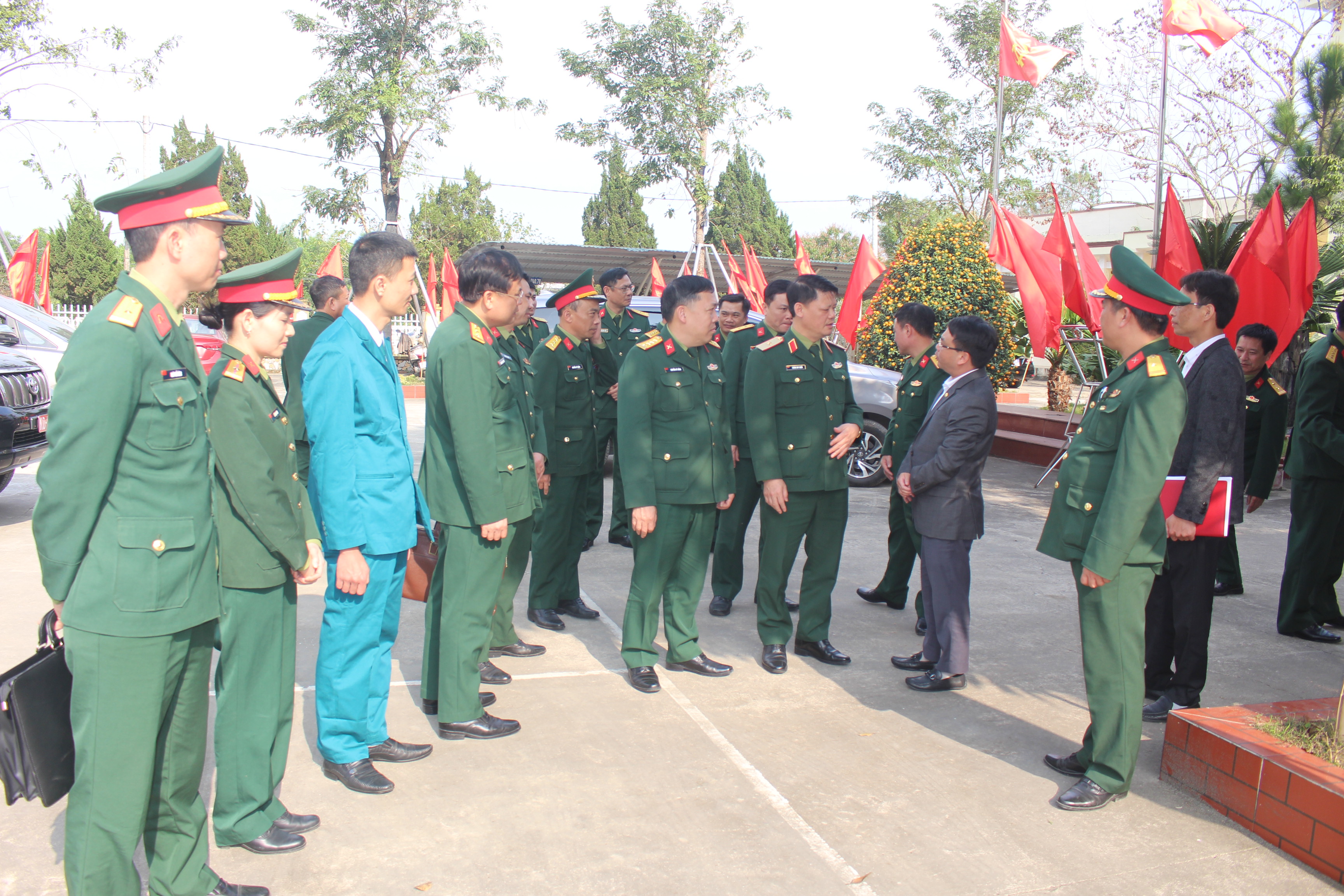 Anh-tin-bai