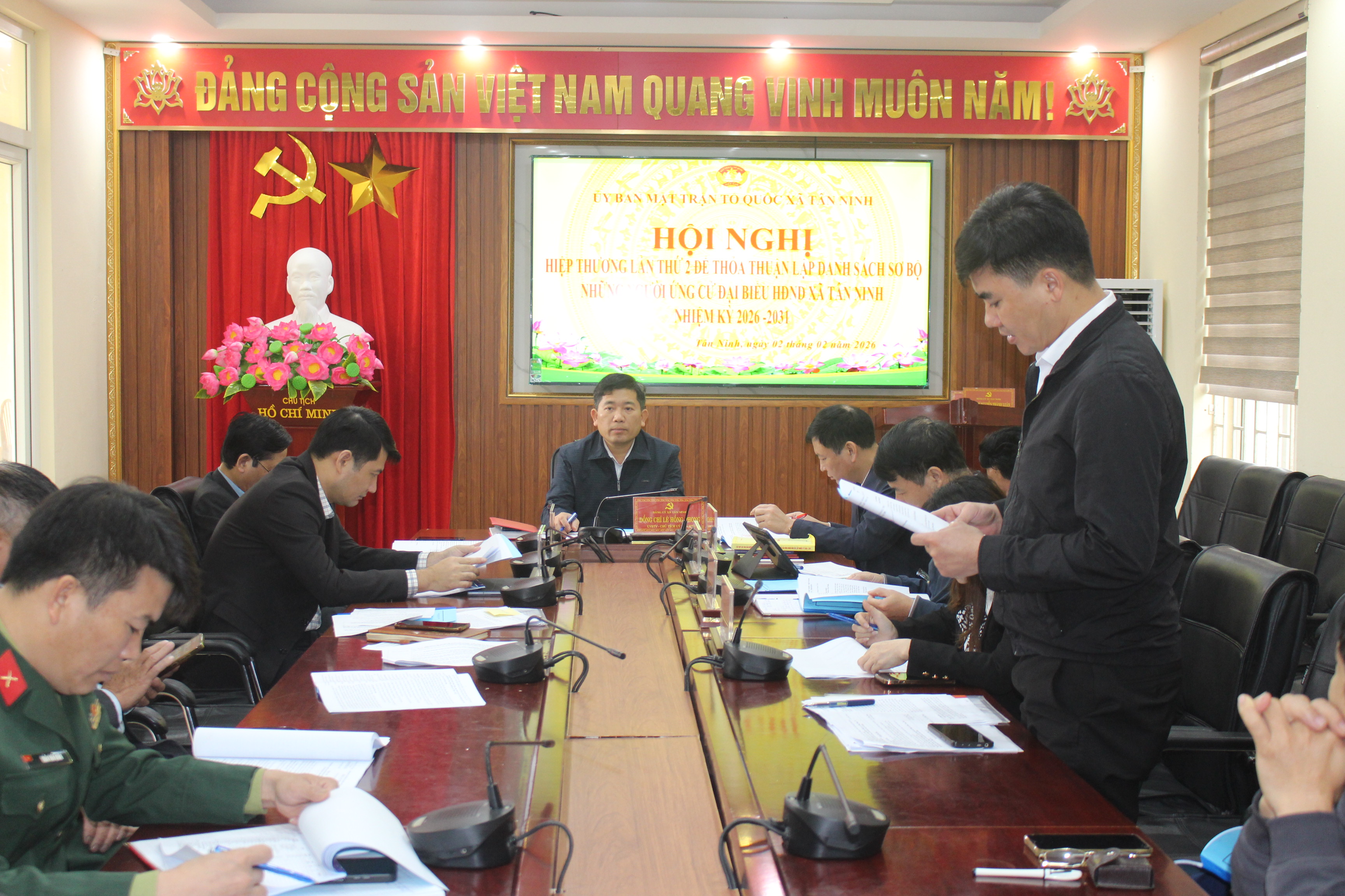 Anh-tin-bai