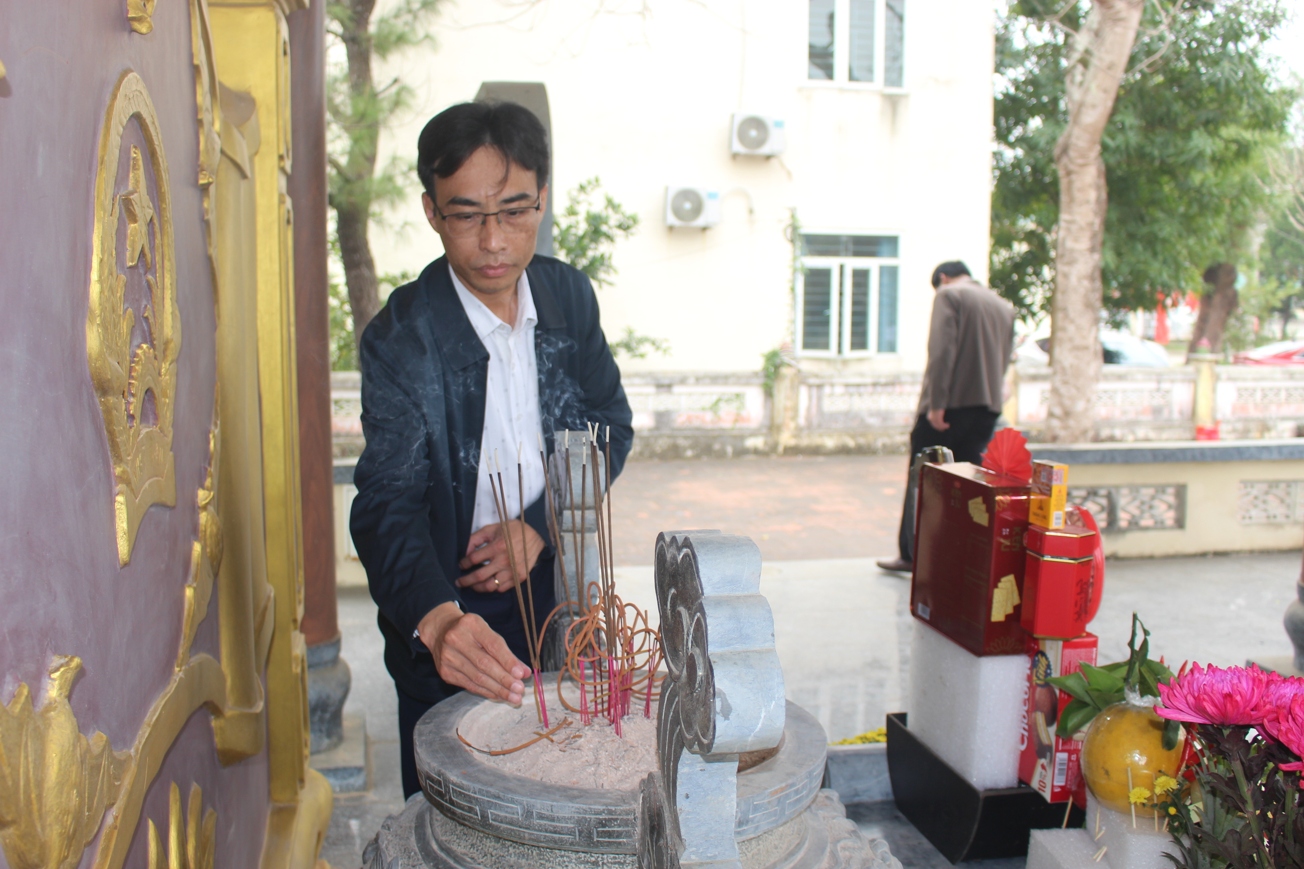 Anh-tin-bai