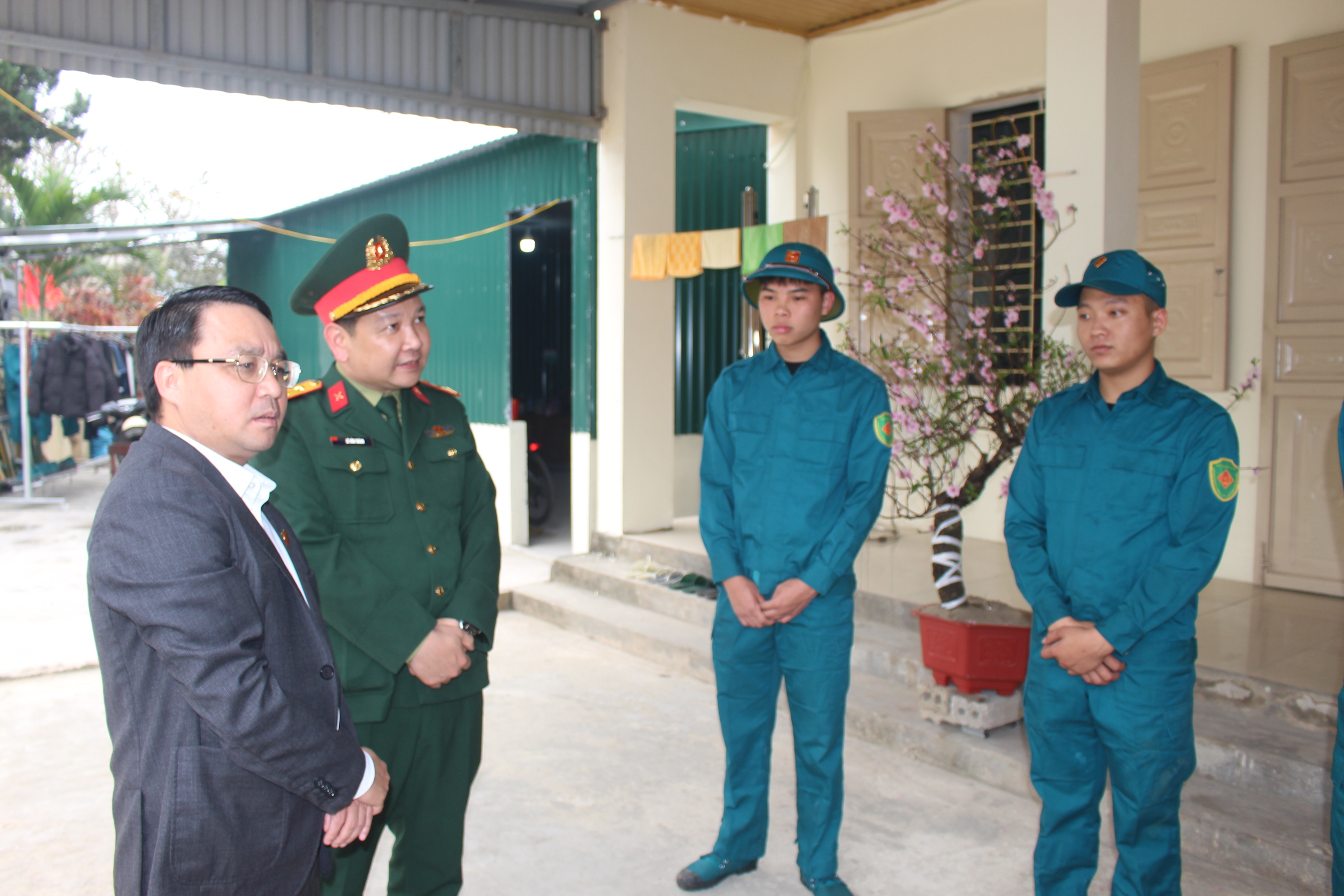 Anh-tin-bai