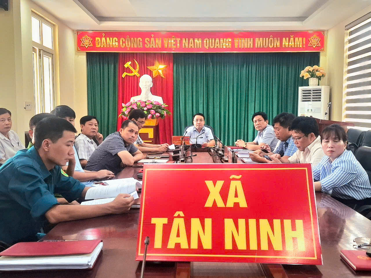 Anh-tin-bai