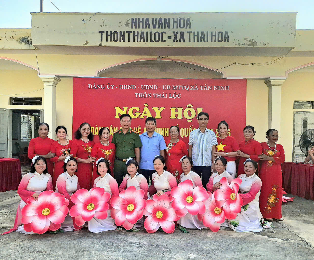 Ngày hội Toàn dân bảo vệ an ninh Tổ quốc tại thôn Thái Lộc, xã Tân Ninh