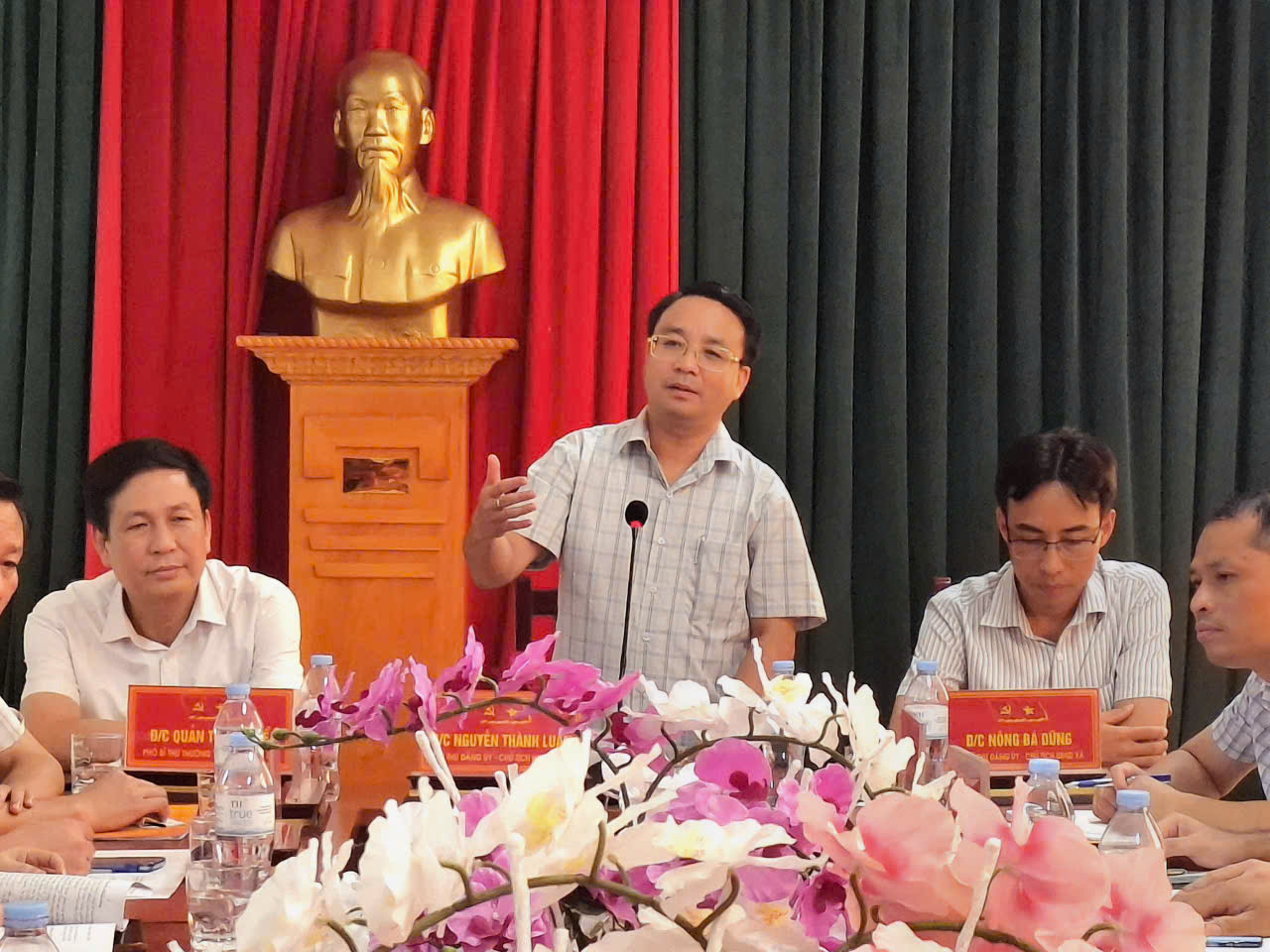 Anh-tin-bai