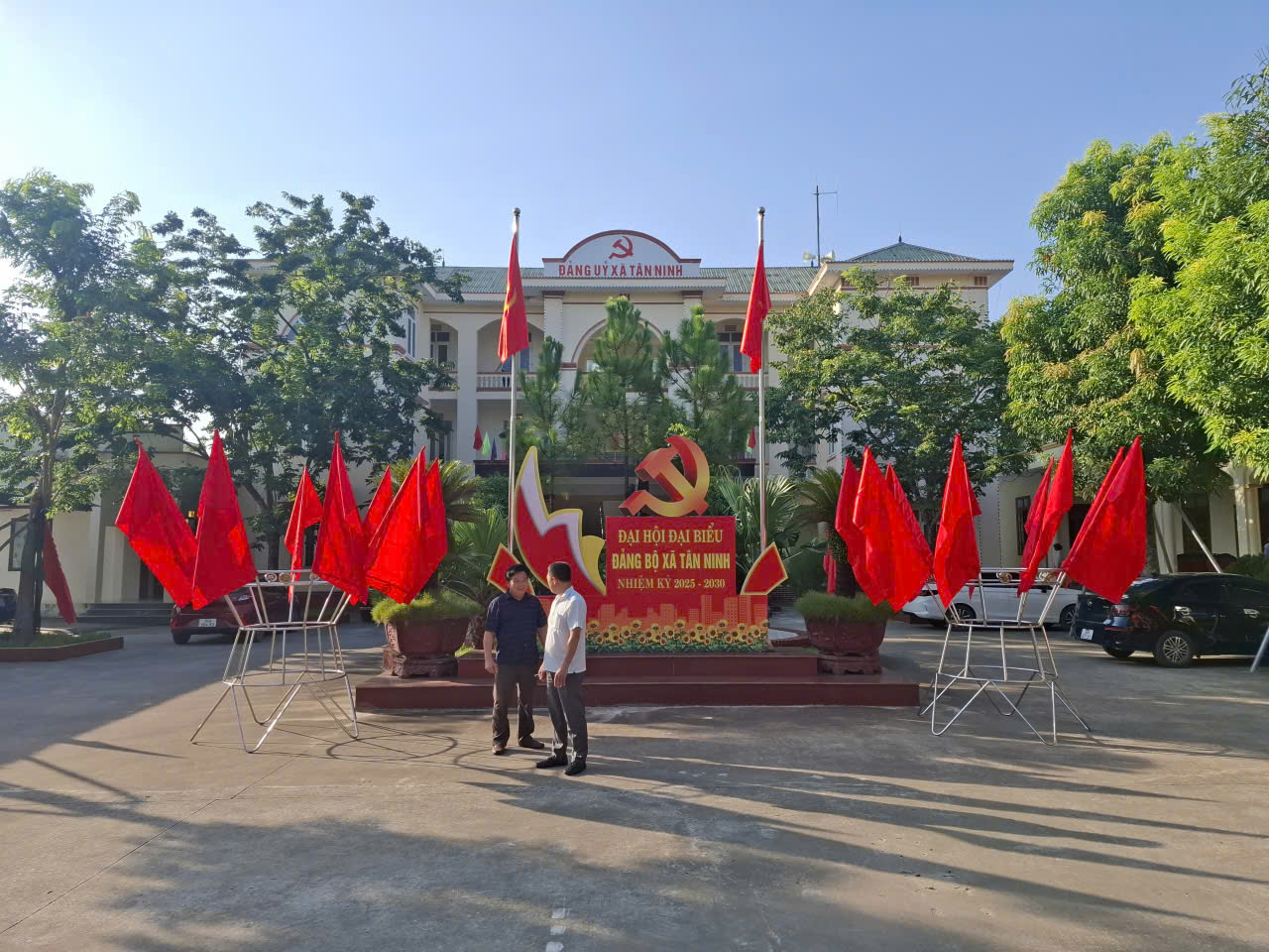 Anh-tin-bai