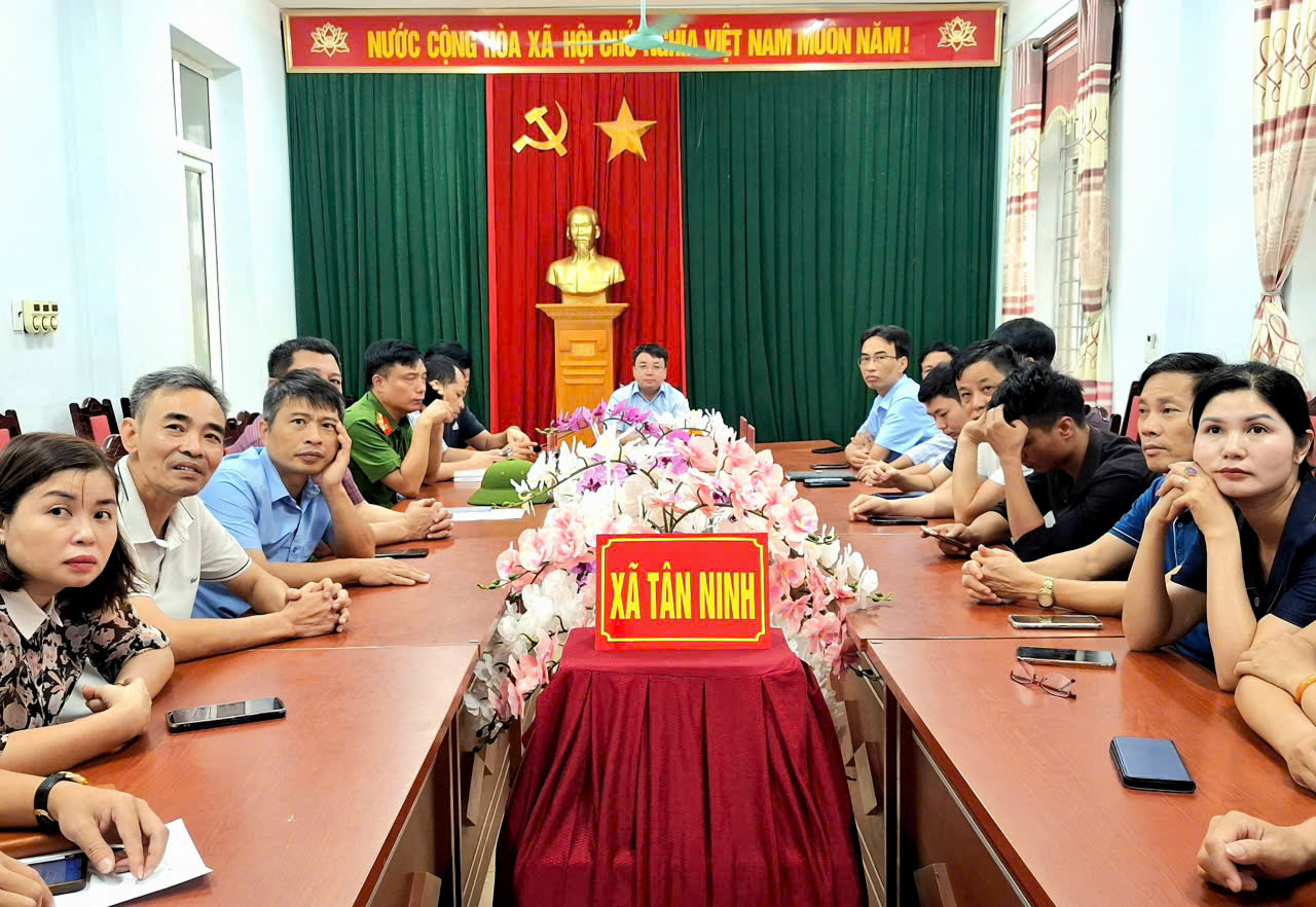 Anh-tin-bai