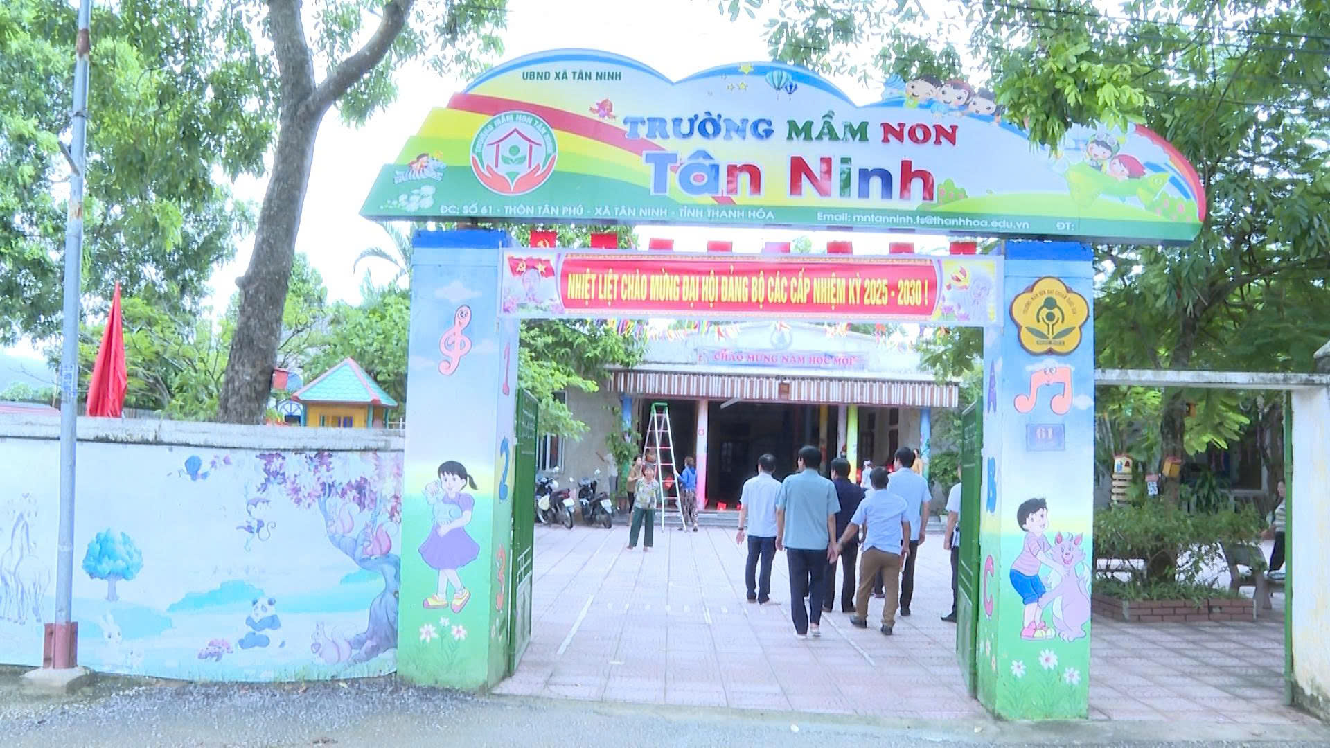 Anh-tin-bai