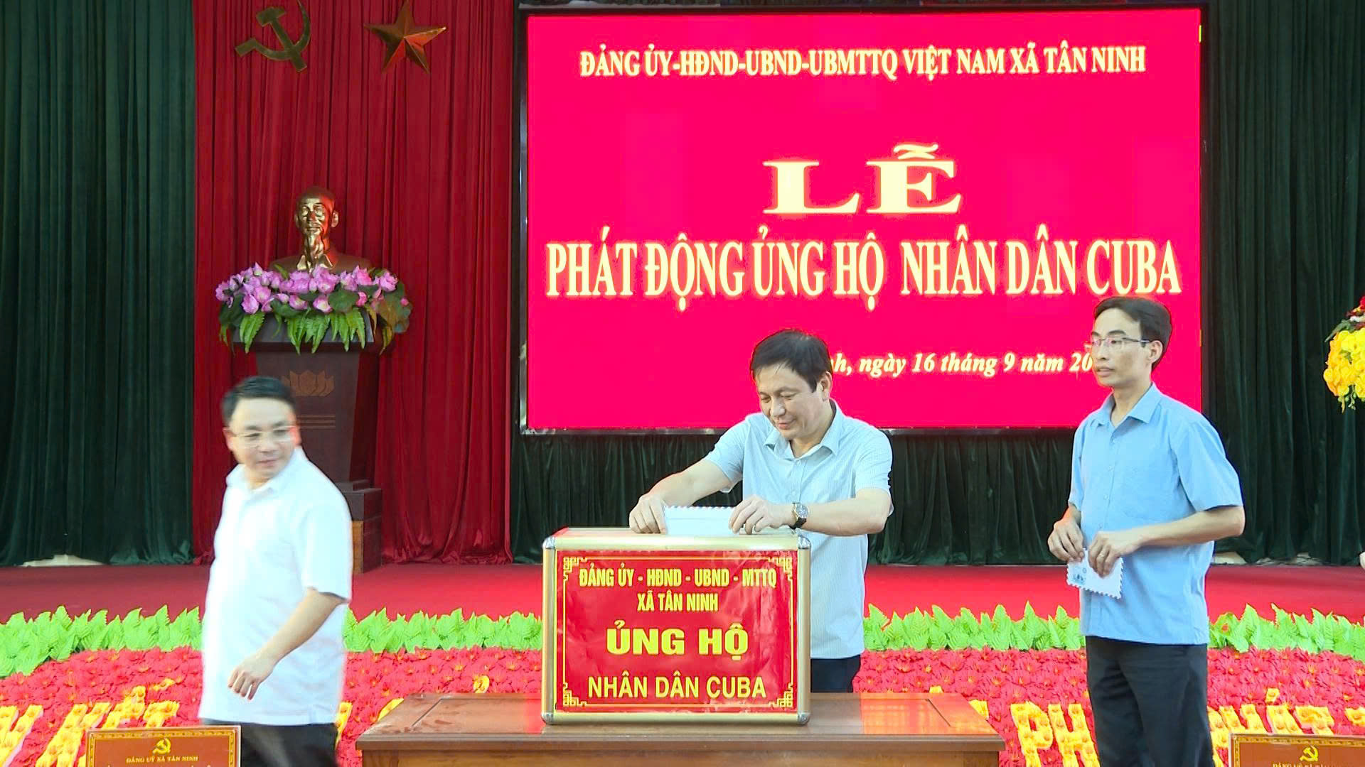 Anh-tin-bai