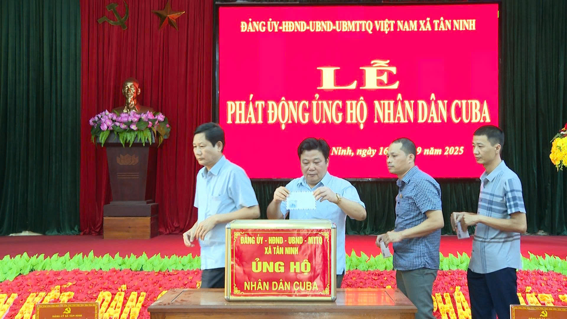 Anh-tin-bai