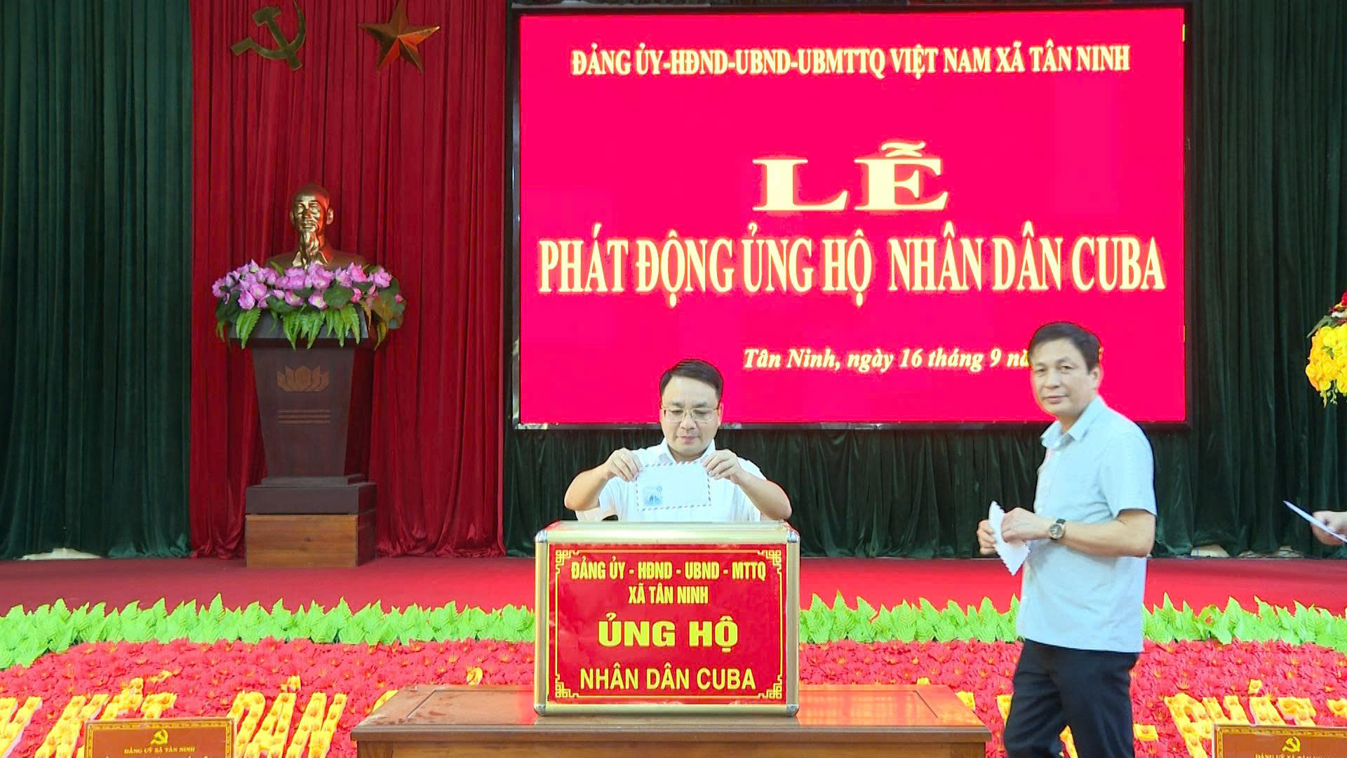 Anh-tin-bai