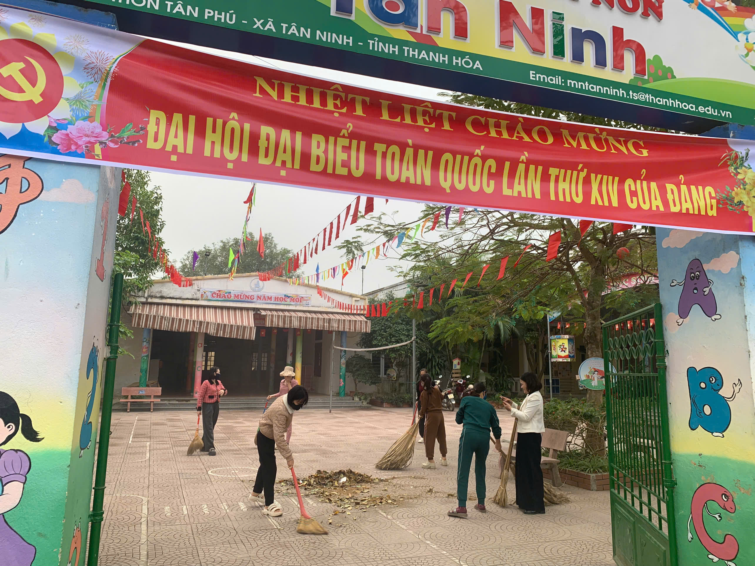 Anh-tin-bai