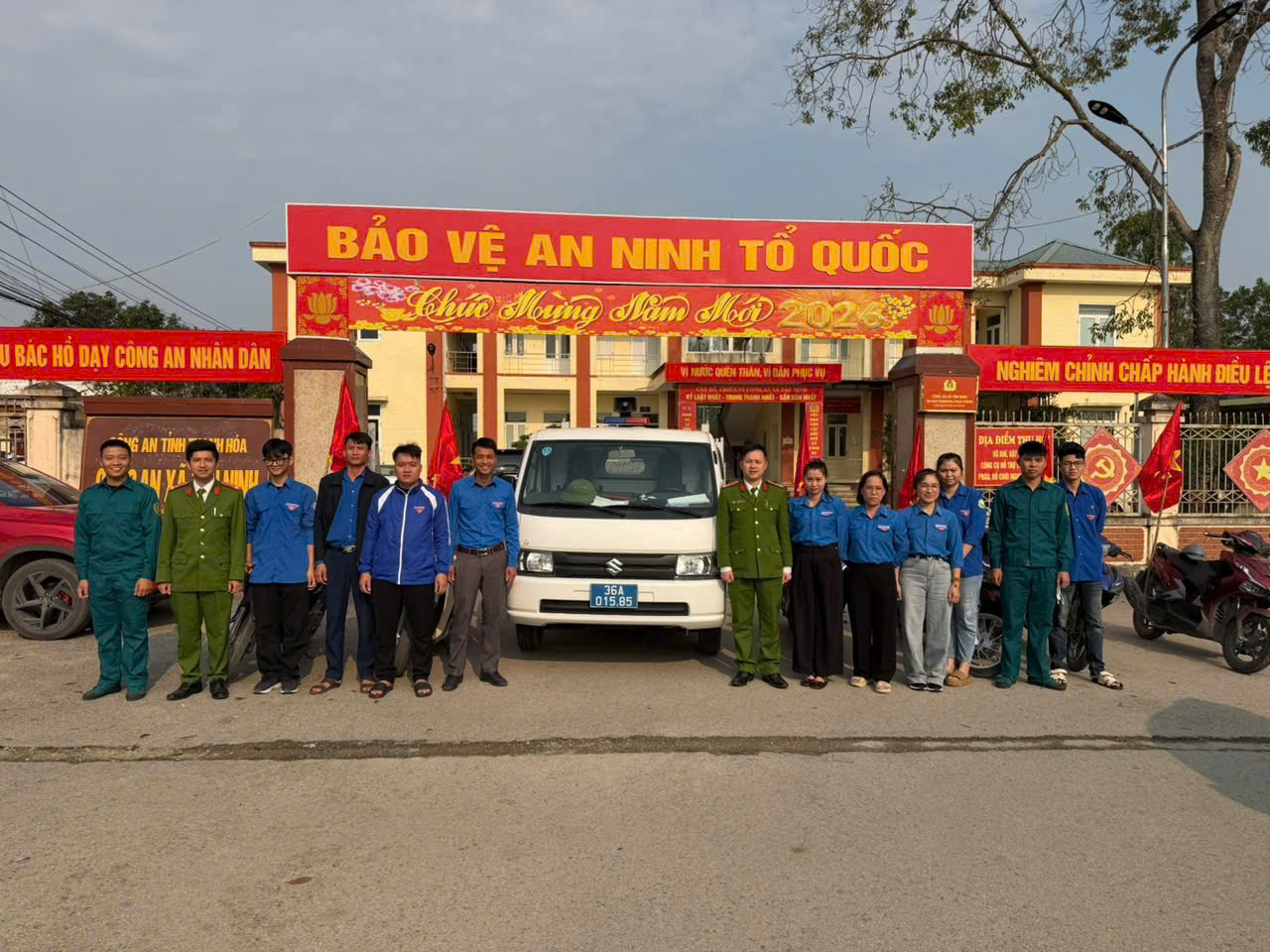 Anh-tin-bai