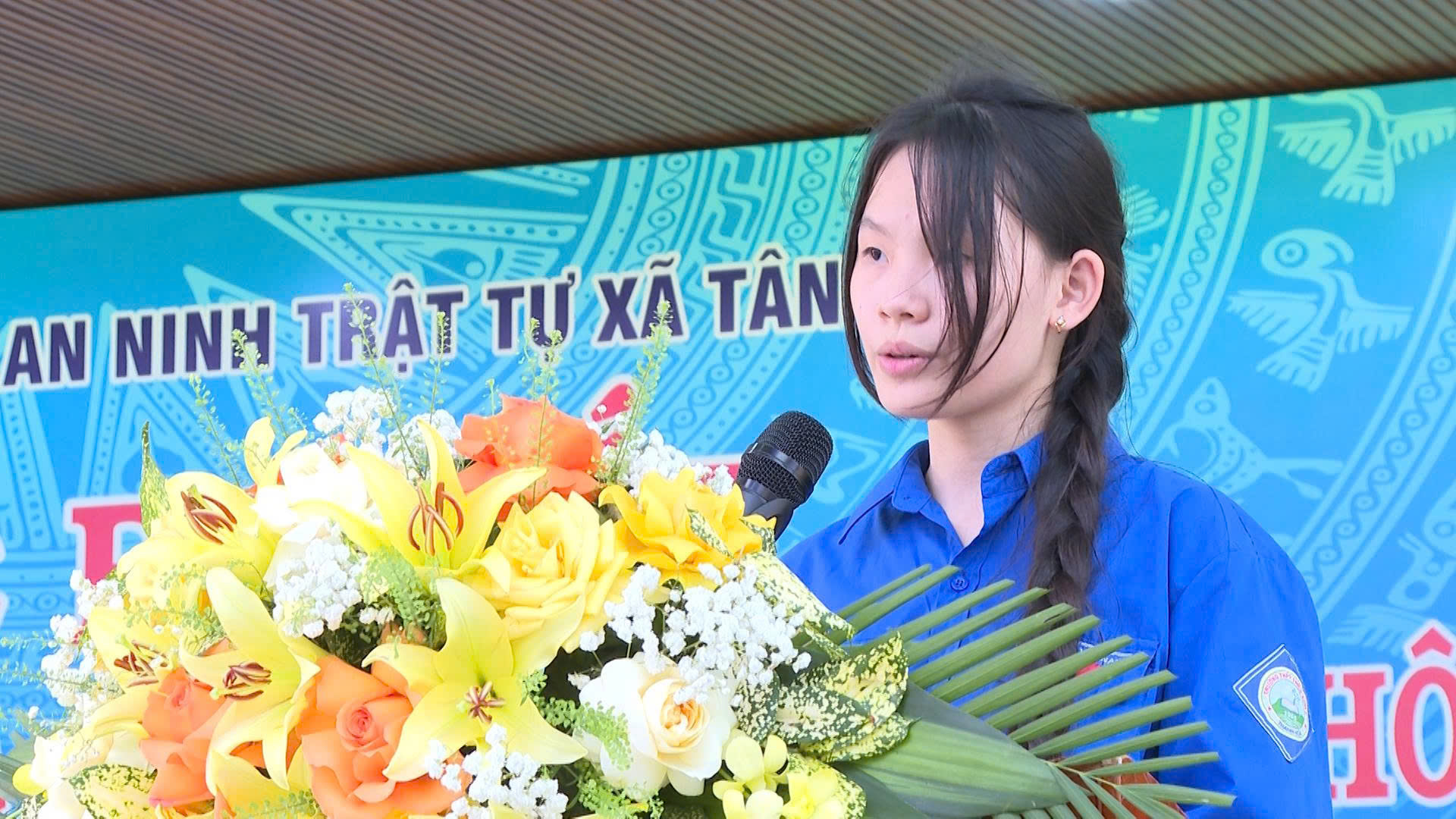 Anh-tin-bai