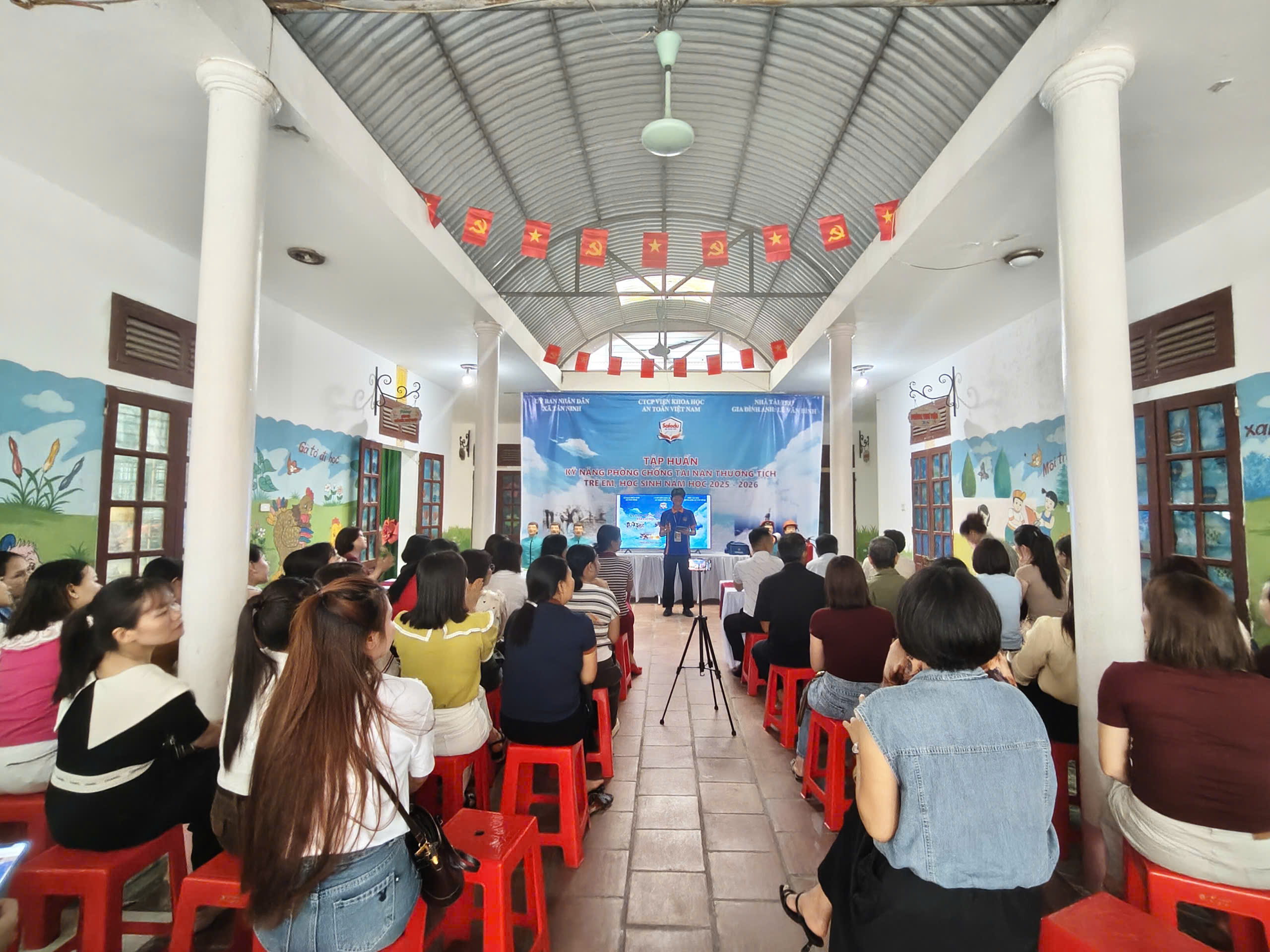 Anh-tin-bai