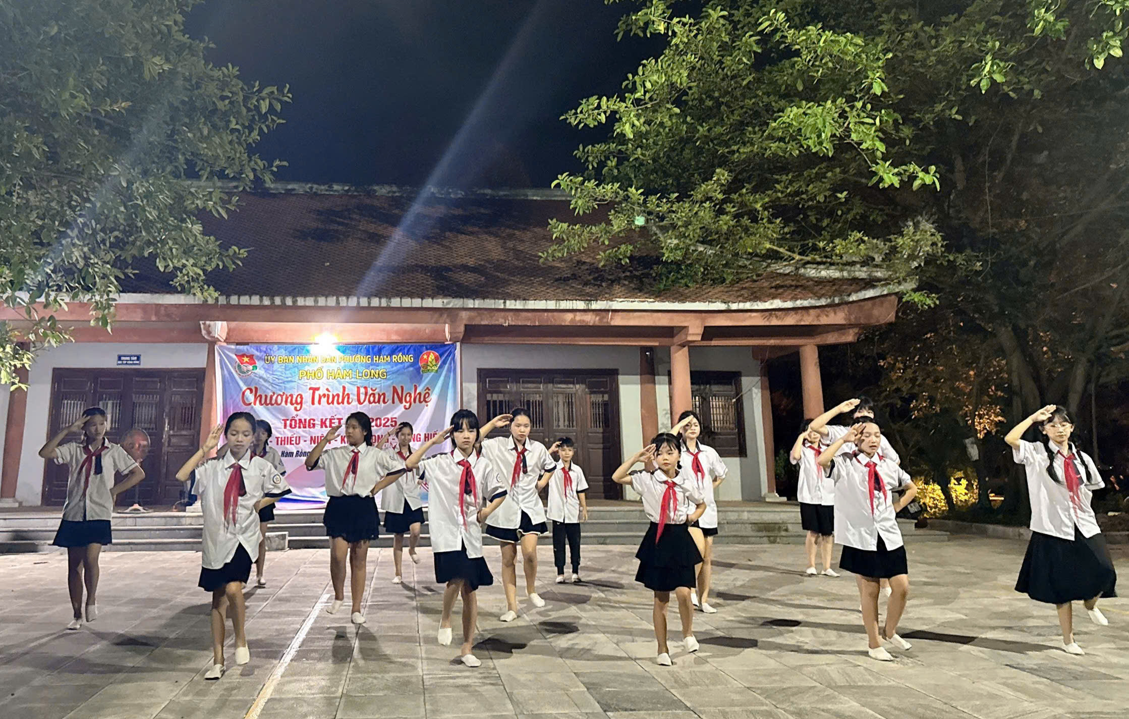 Phố Hàm Long, phường Hàm Rồng tổ chức tổng kết hè năm 2025