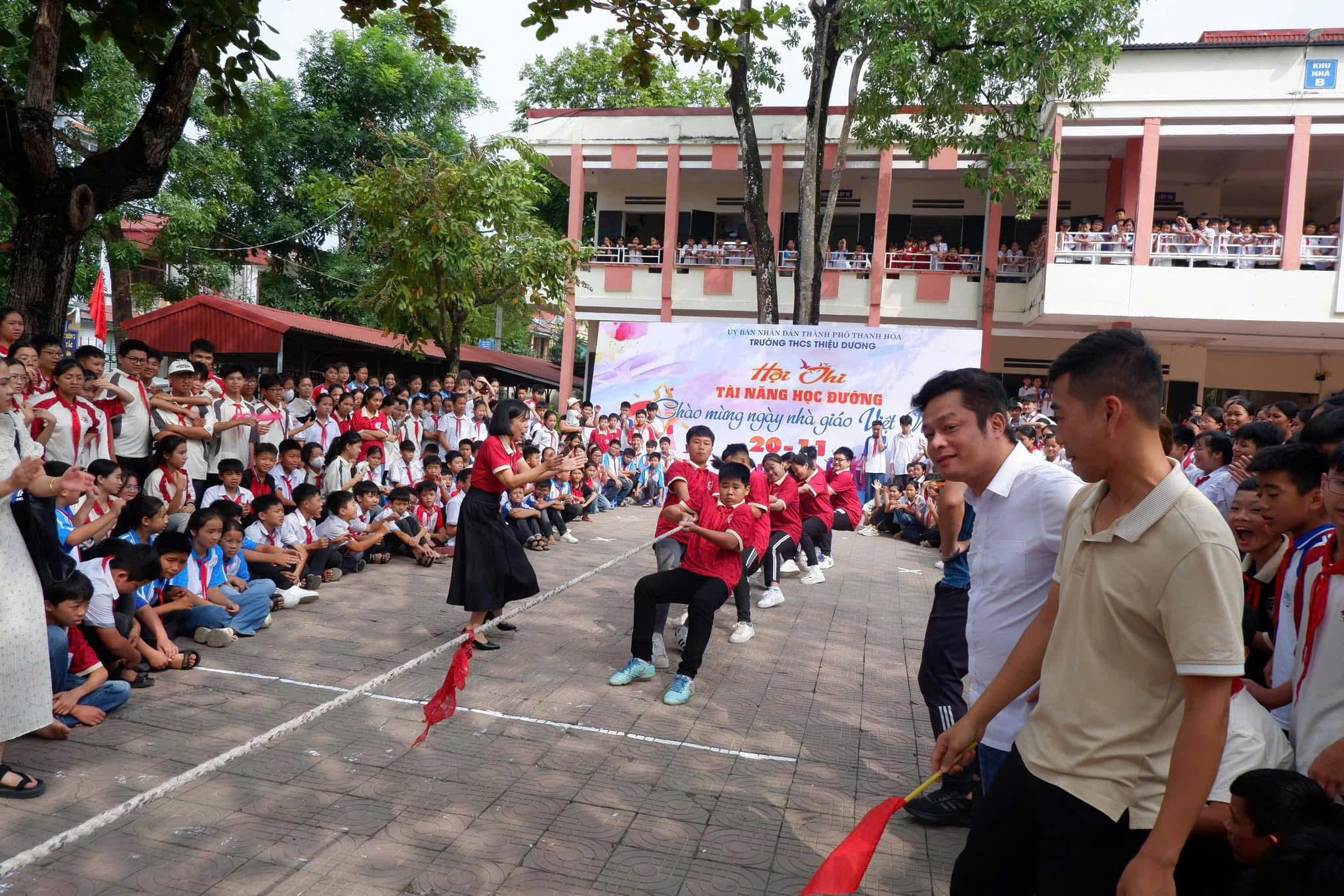 Anh-tin-bai