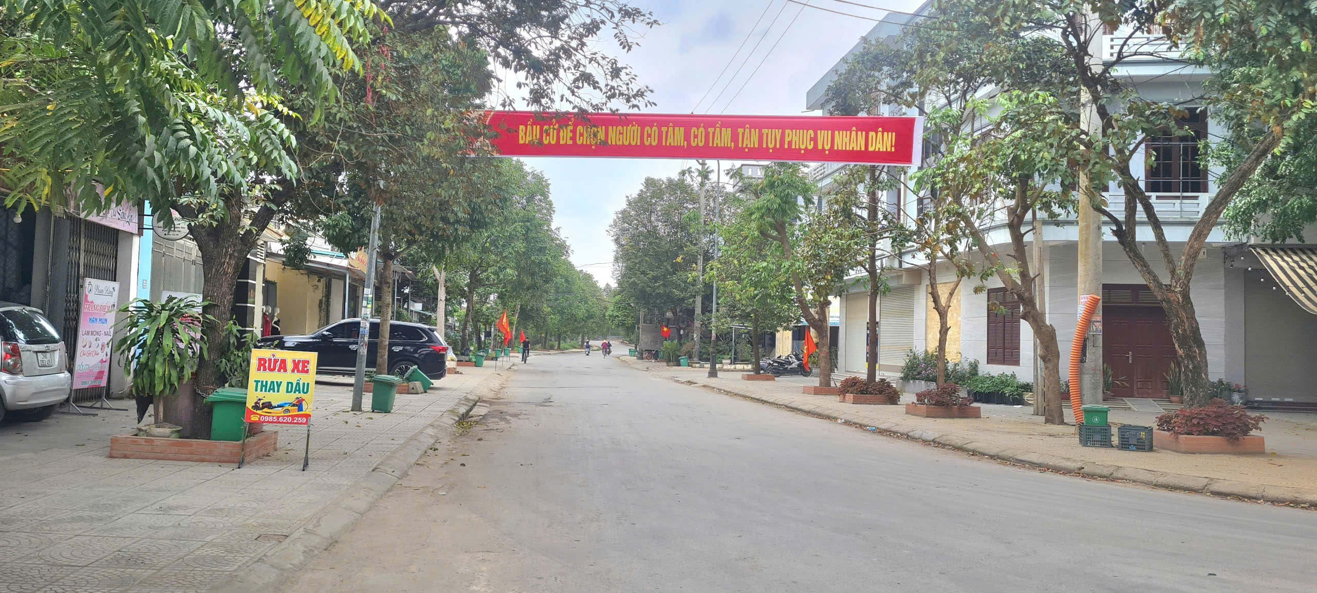 Anh-tin-bai