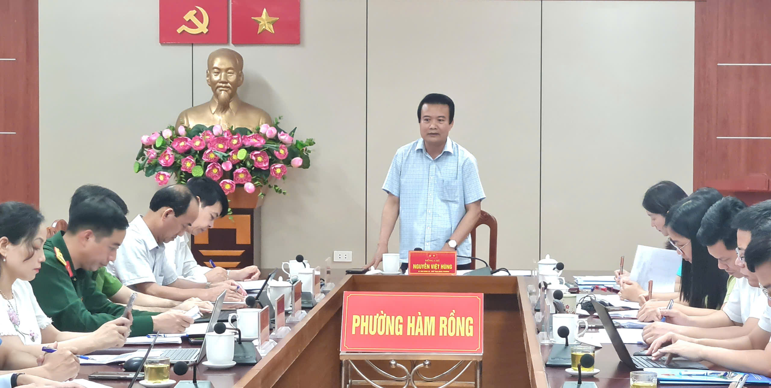 Anh-tin-bai