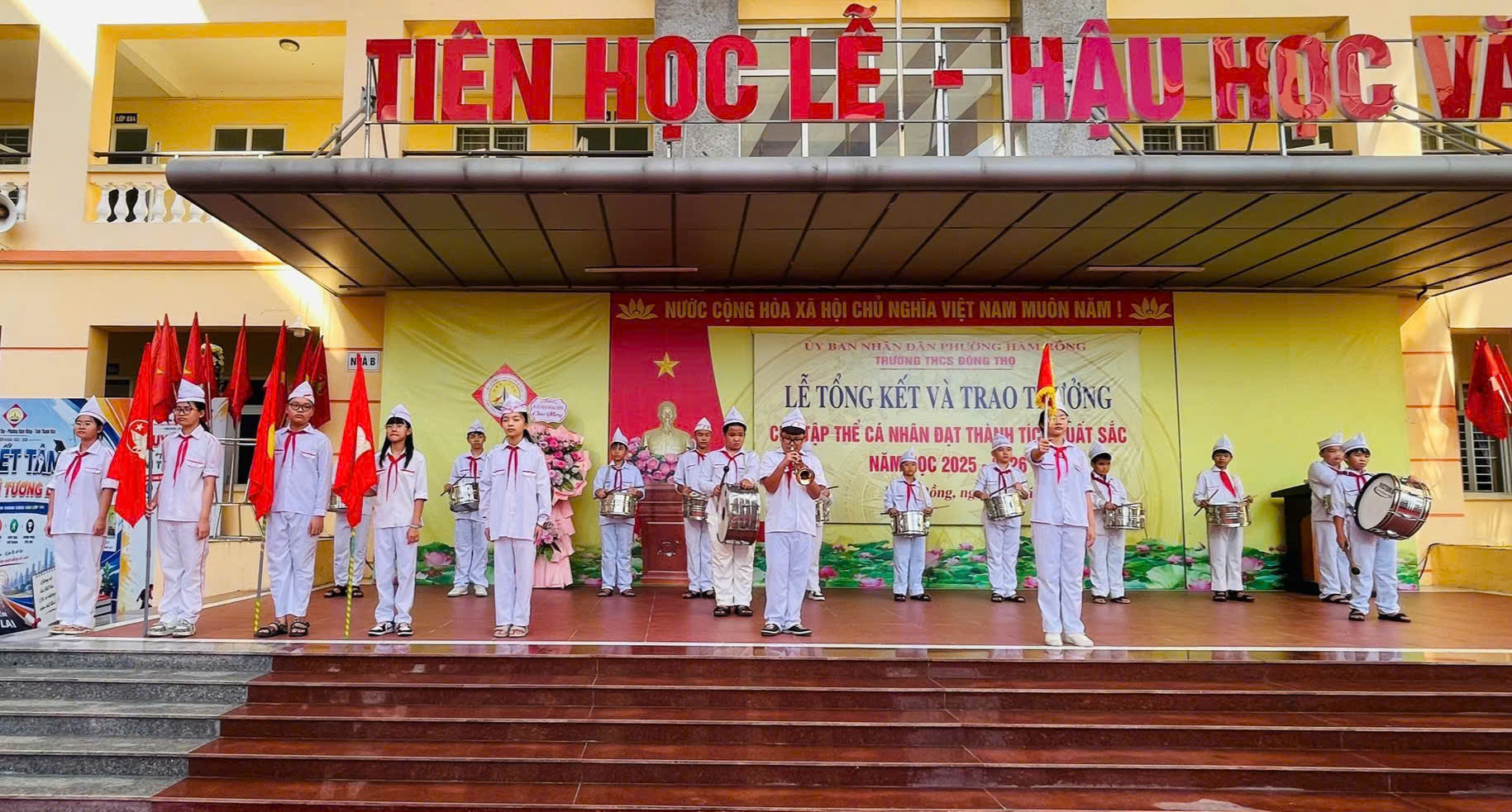 Anh-tin-bai
