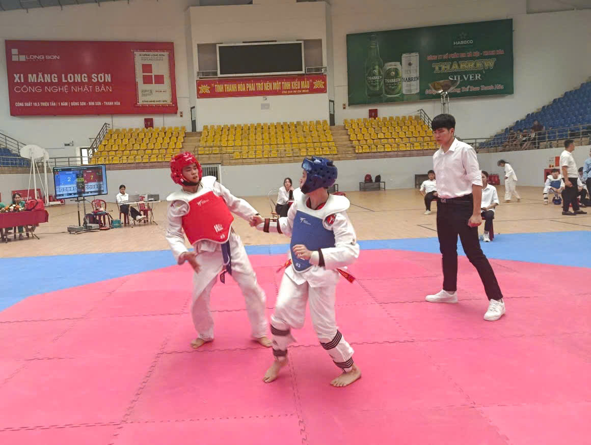Anh-tin-bai