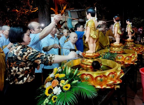 Anh-tin-bai