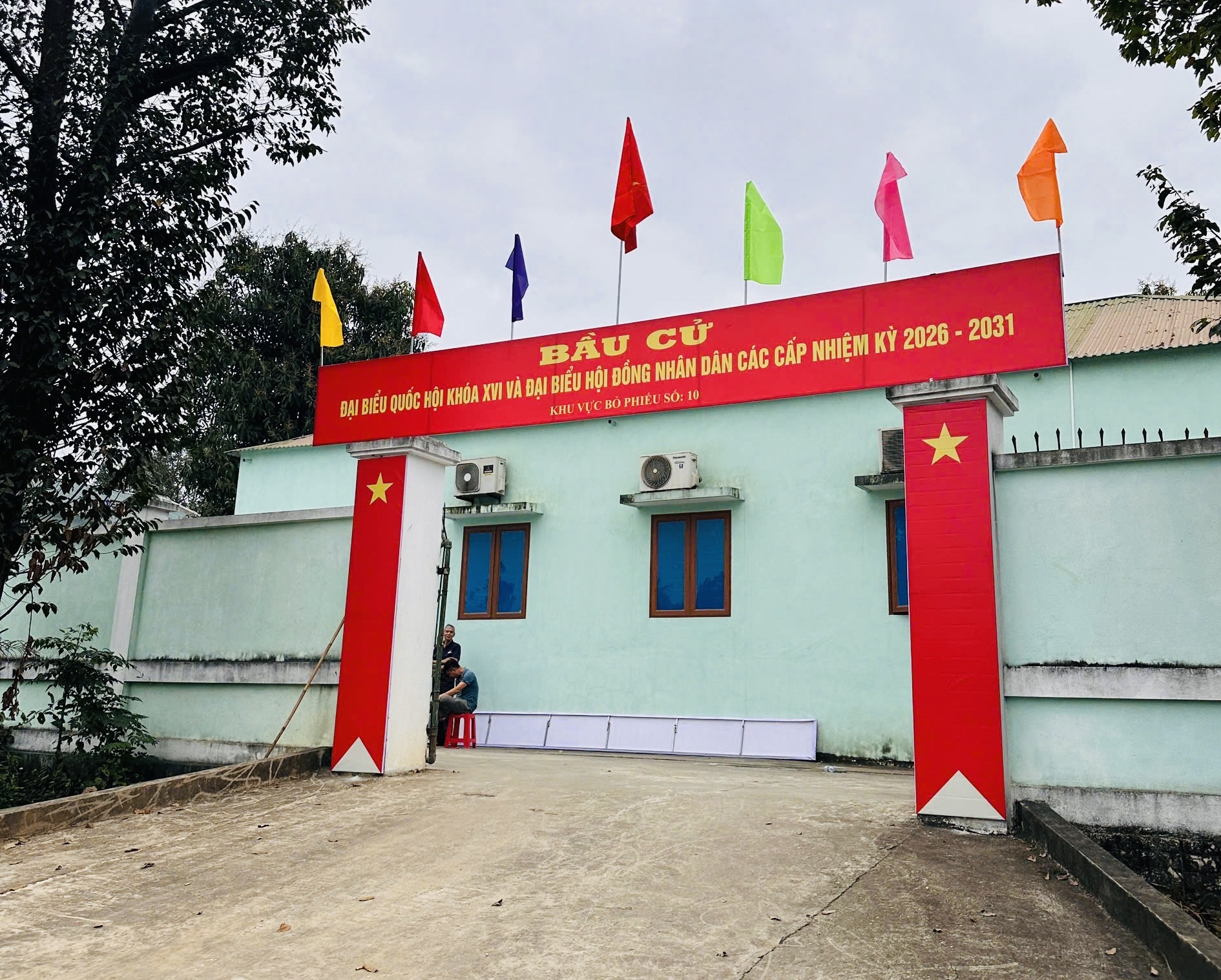 Anh-tin-bai