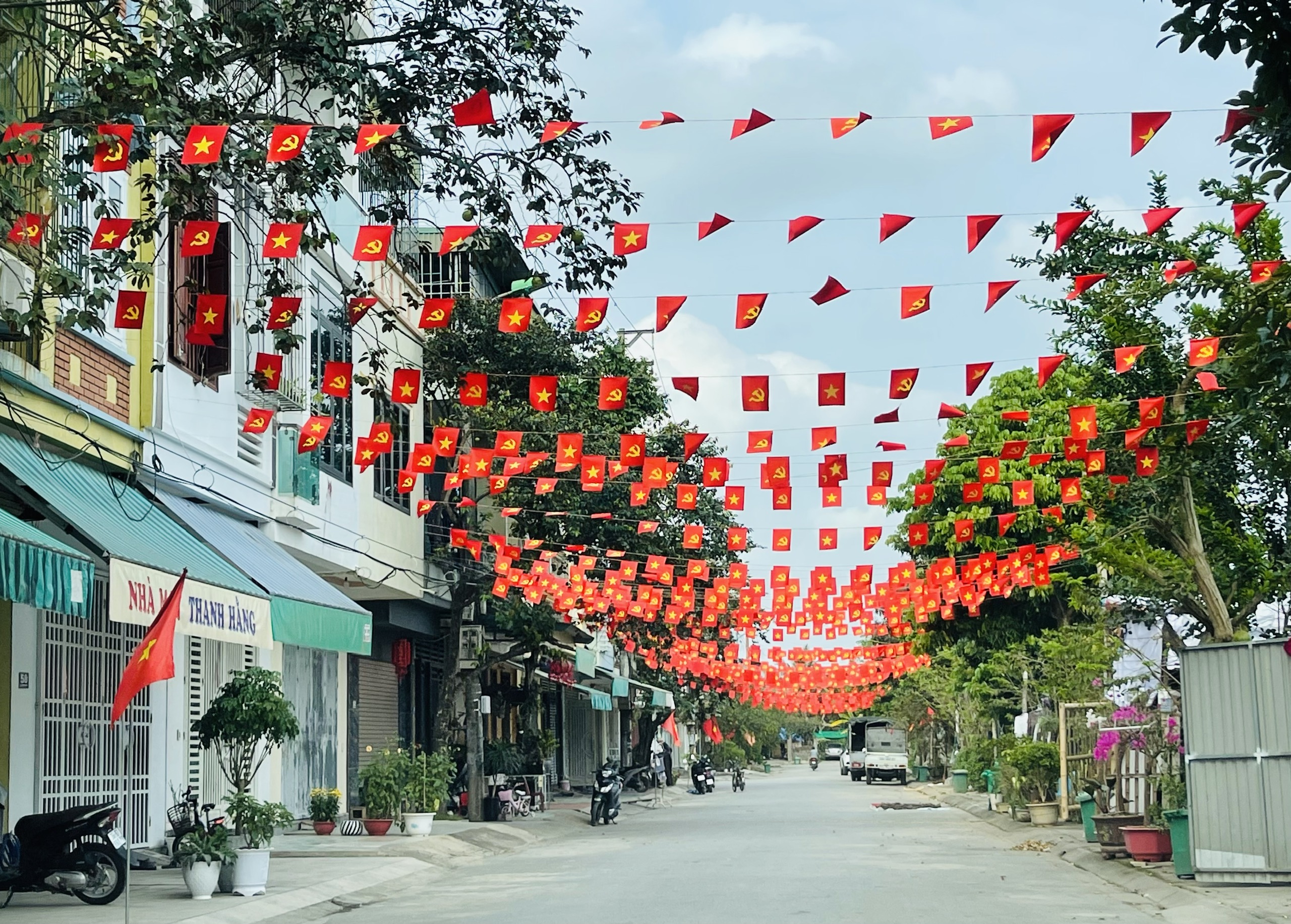 Anh-tin-bai